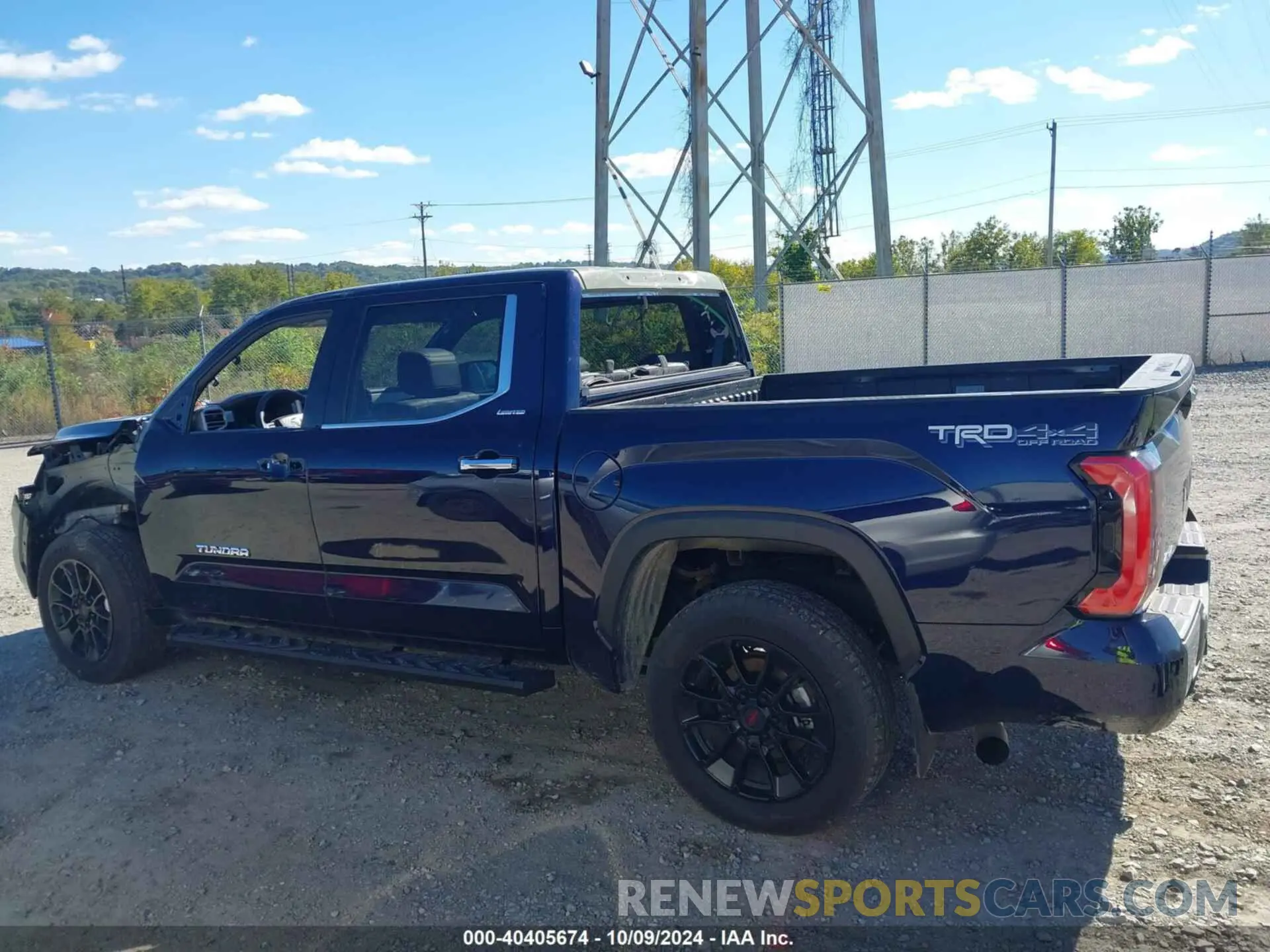 15 fotografías del automóvil dañado 5TFJA5DB7PX109390 TOYOTA TUNDRA 2023