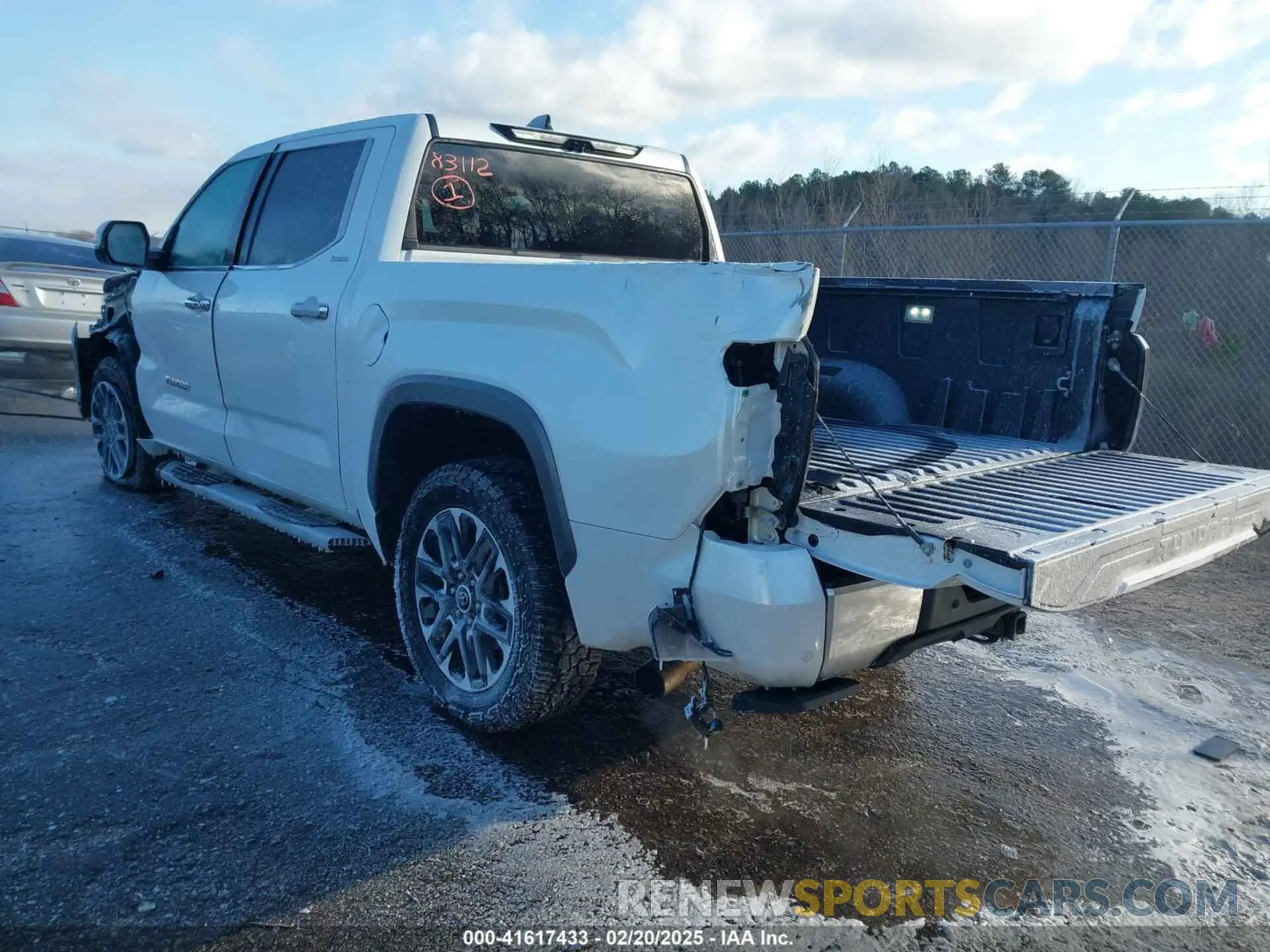 3 fotografías del automóvil dañado 5TFJA5DB8PX070681 TOYOTA TUNDRA 2023