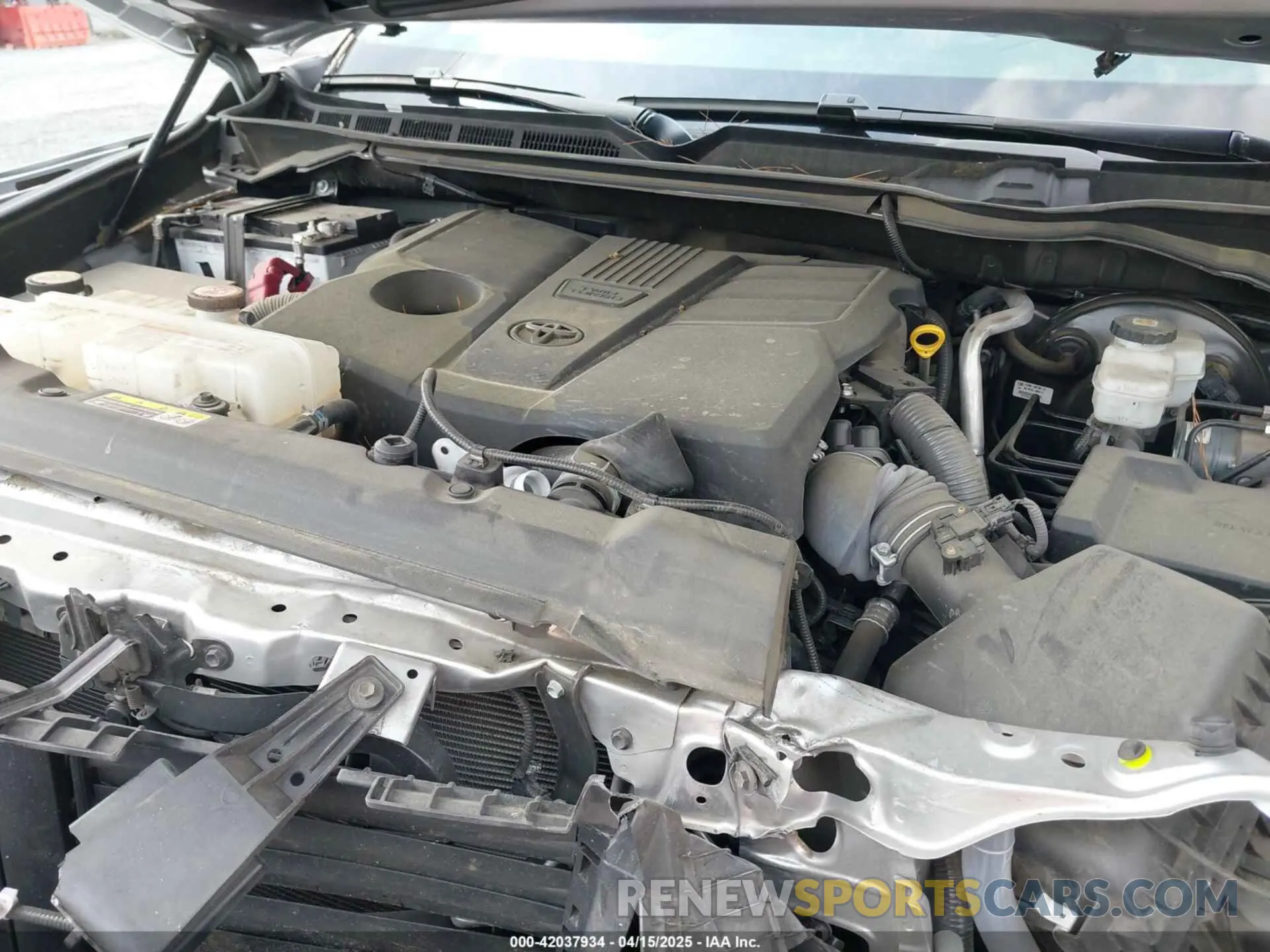 10 fotografías del automóvil dañado 5TFJA5DB8PX092311 TOYOTA TUNDRA 2023