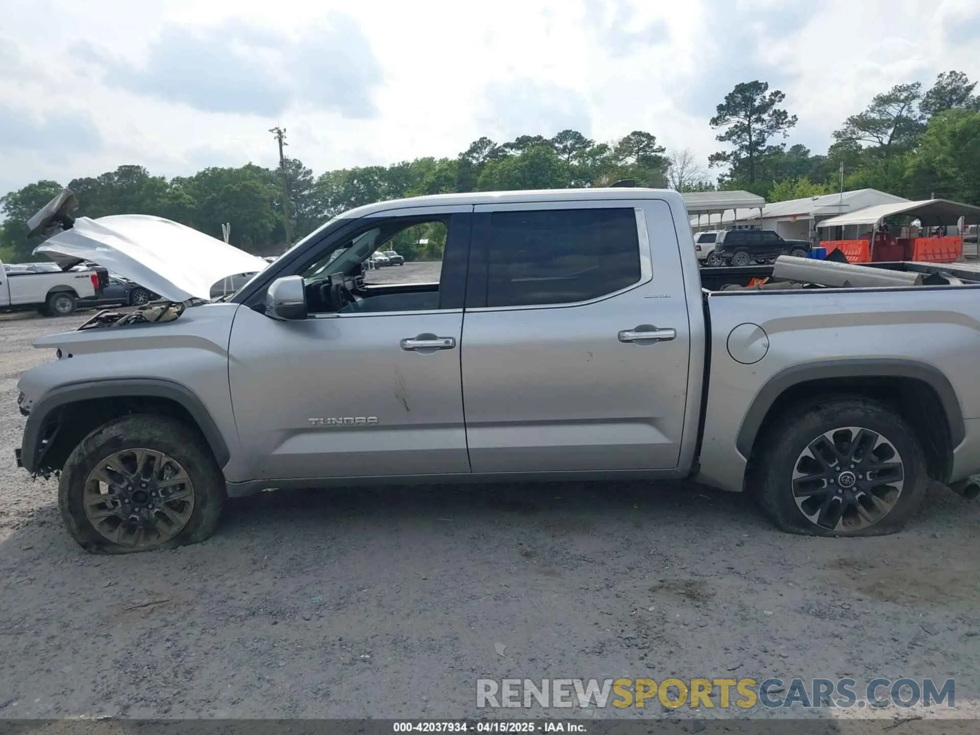 13 fotografías del automóvil dañado 5TFJA5DB8PX092311 TOYOTA TUNDRA 2023
