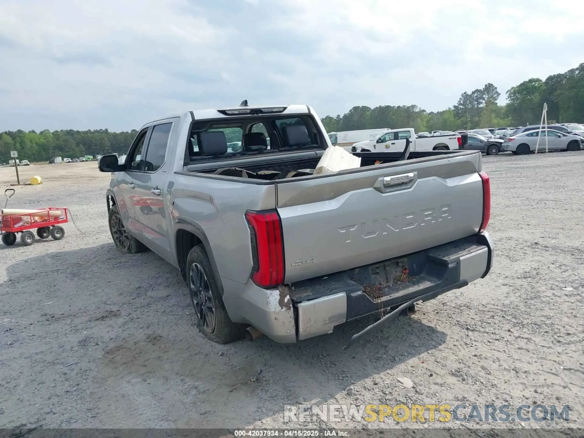 3 fotografías del automóvil dañado 5TFJA5DB8PX092311 TOYOTA TUNDRA 2023