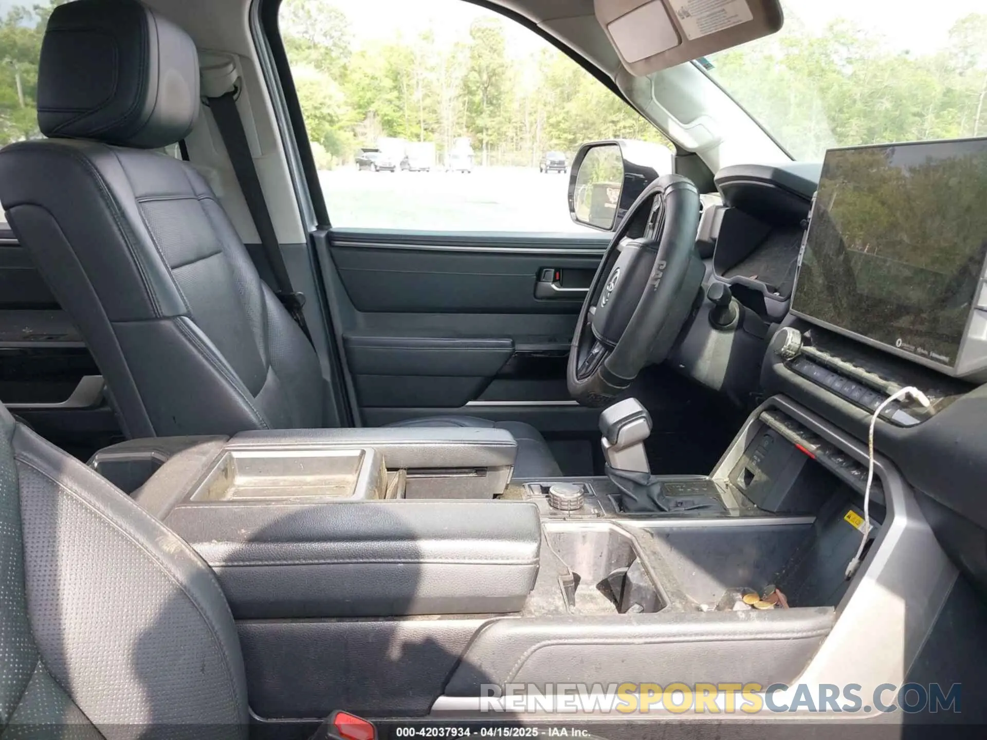 5 fotografías del automóvil dañado 5TFJA5DB8PX092311 TOYOTA TUNDRA 2023