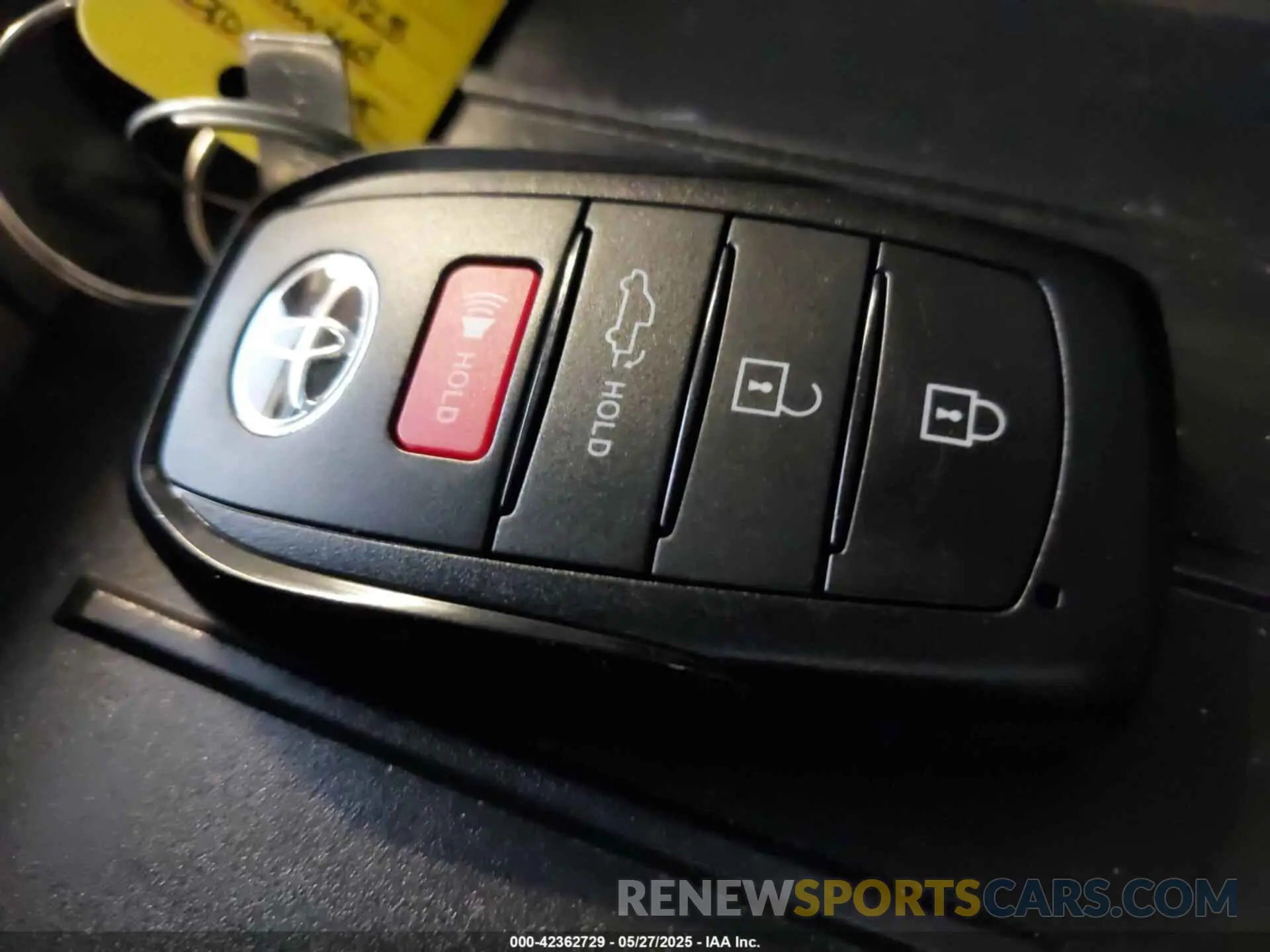11 fotografías del automóvil dañado 5TFJA5DB9PX068728 TOYOTA TUNDRA 2023