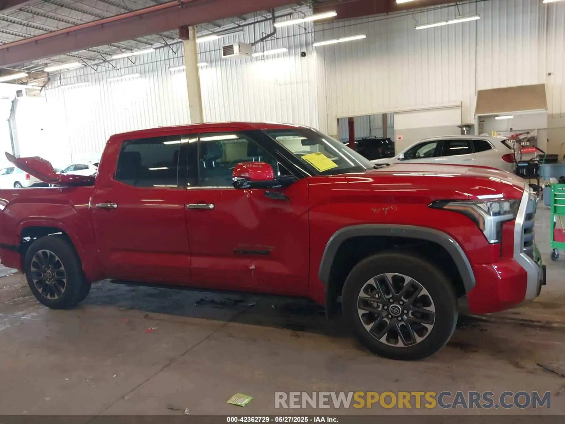14 fotografías del automóvil dañado 5TFJA5DB9PX068728 TOYOTA TUNDRA 2023