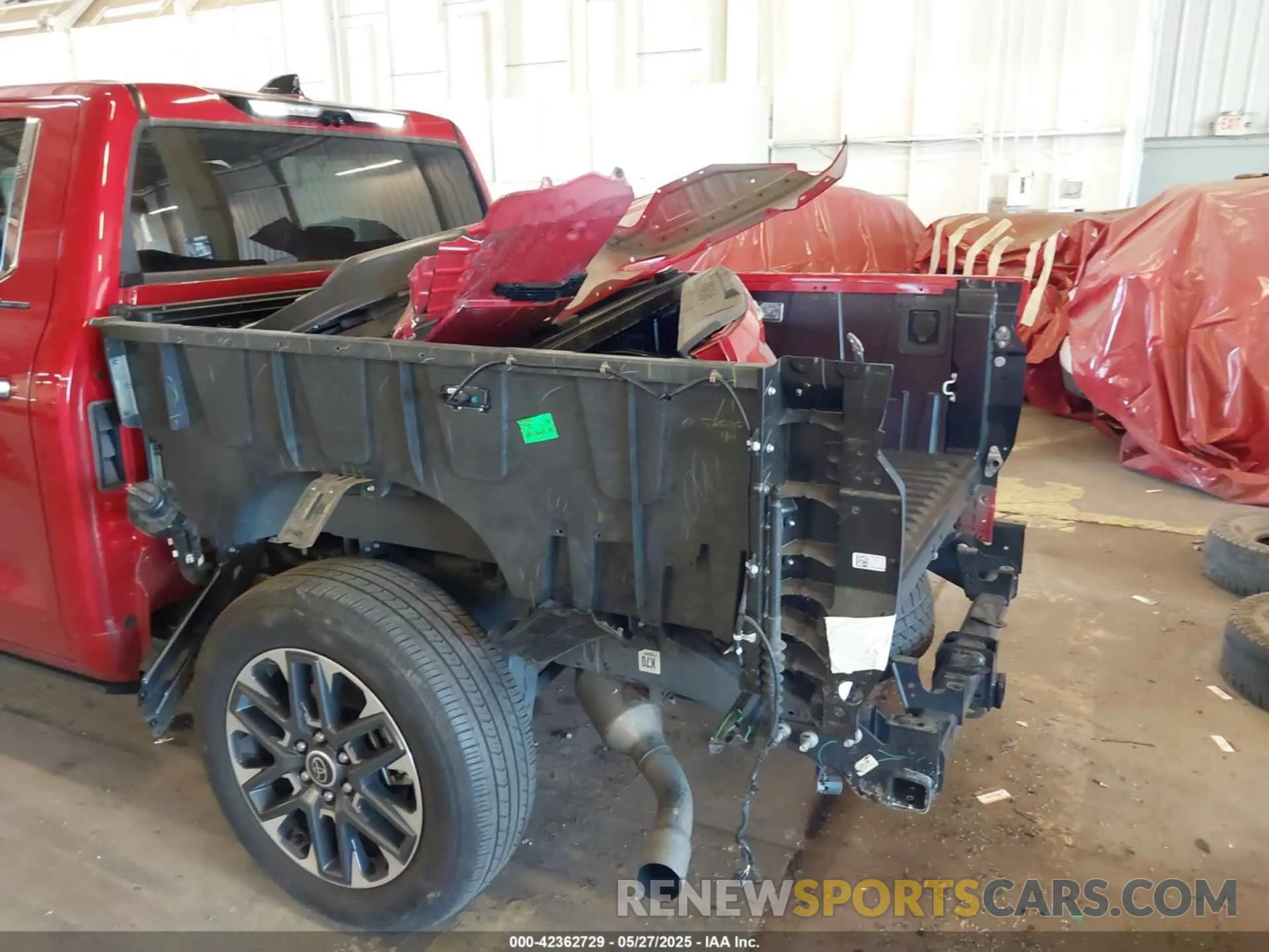 6 fotografías del automóvil dañado 5TFJA5DB9PX068728 TOYOTA TUNDRA 2023
