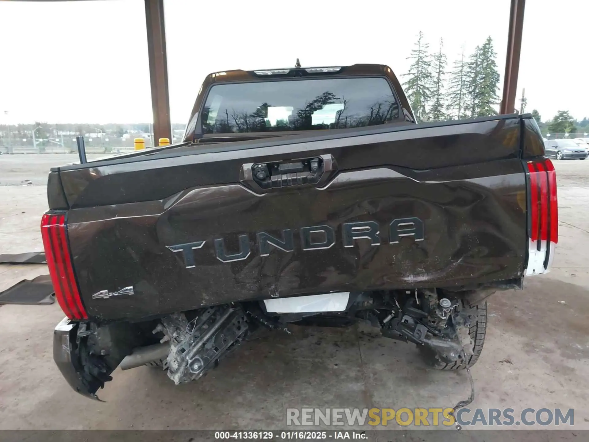 17 fotografías del automóvil dañado 5TFJA5DB9PX125400 TOYOTA TUNDRA 2023
