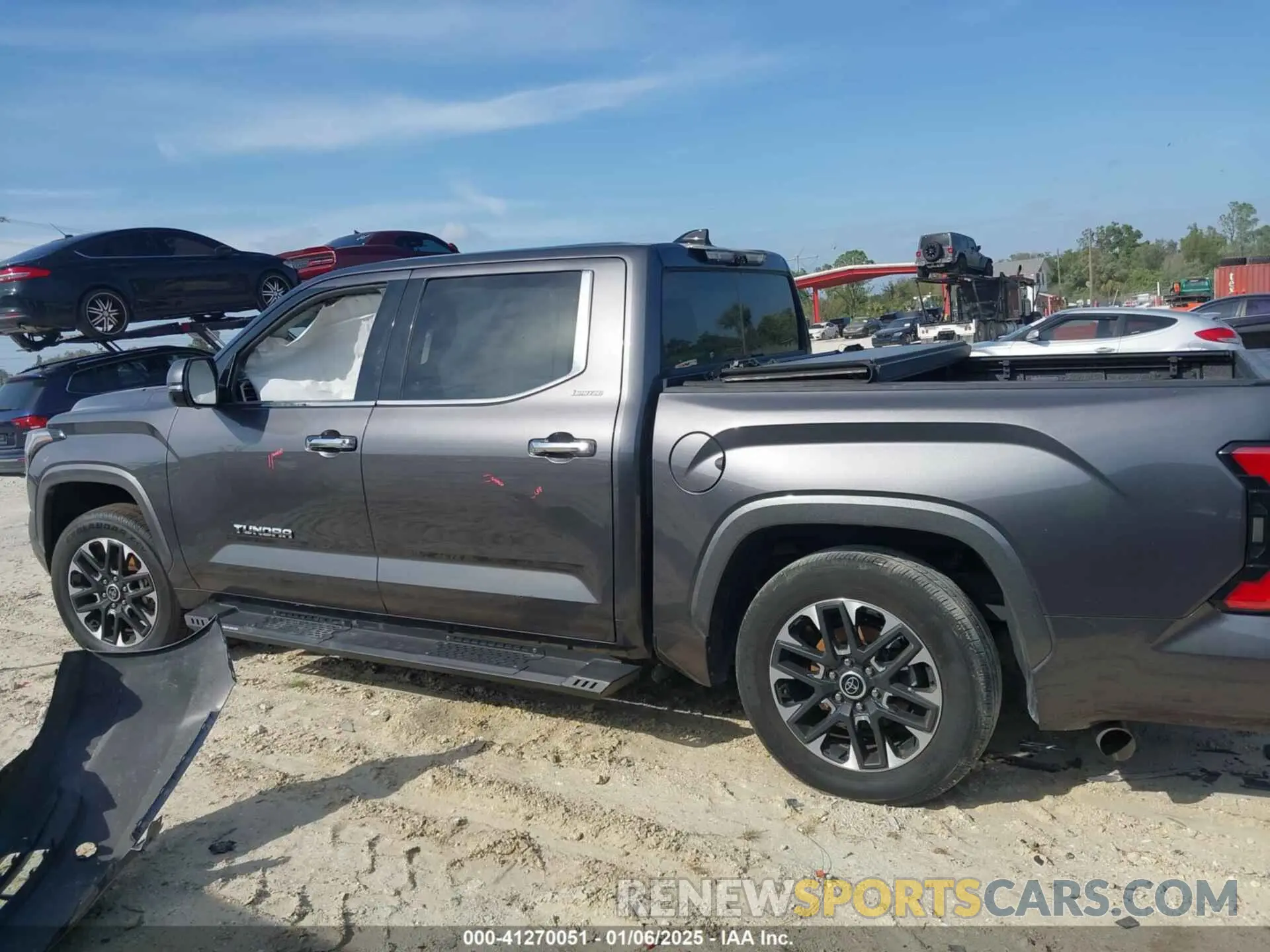 14 fotografías del automóvil dañado 5TFJA5DBXPX064817 TOYOTA TUNDRA 2023