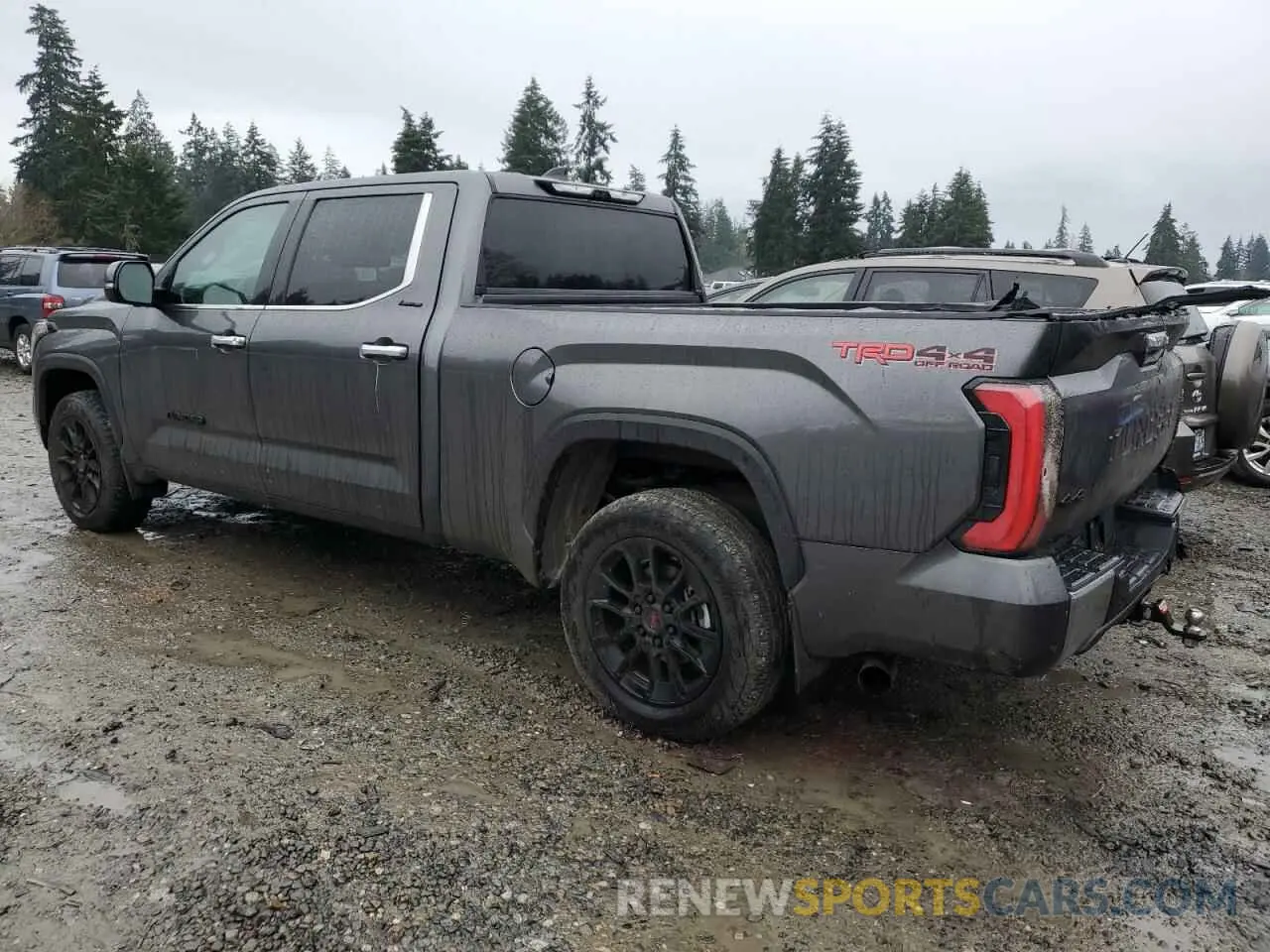 2 fotografías del automóvil dañado 5TFJA5EC9PX013851 TOYOTA TUNDRA 2023