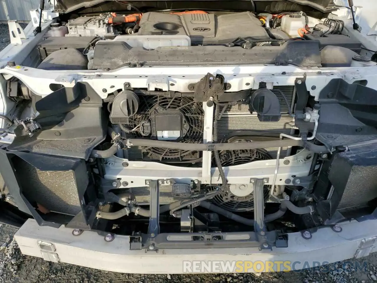 11 fotografías del automóvil dañado 5TFJC5DB5PX016541 TOYOTA TUNDRA 2023