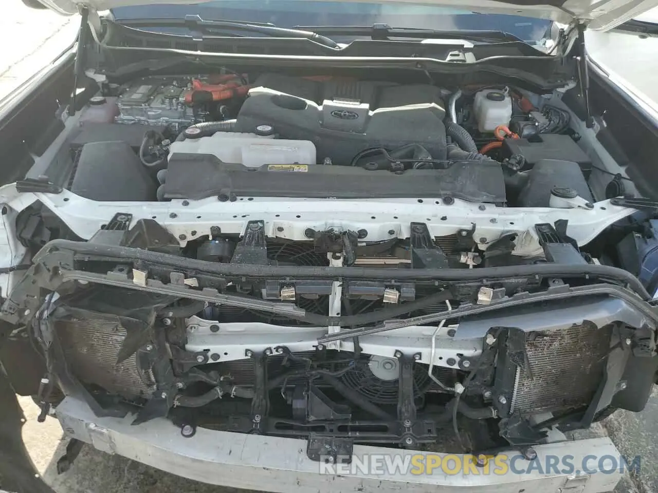 11 fotografías del automóvil dañado 5TFJC5DB6PX039715 TOYOTA TUNDRA 2023