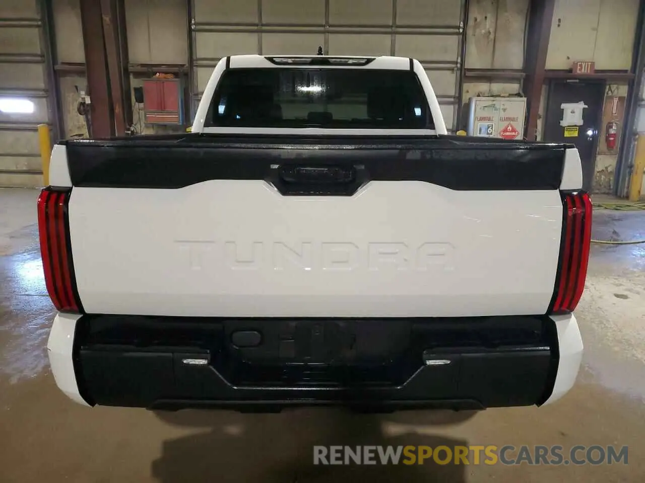 6 fotografías del automóvil dañado 5TFKB5AB5PX022836 TOYOTA TUNDRA 2023