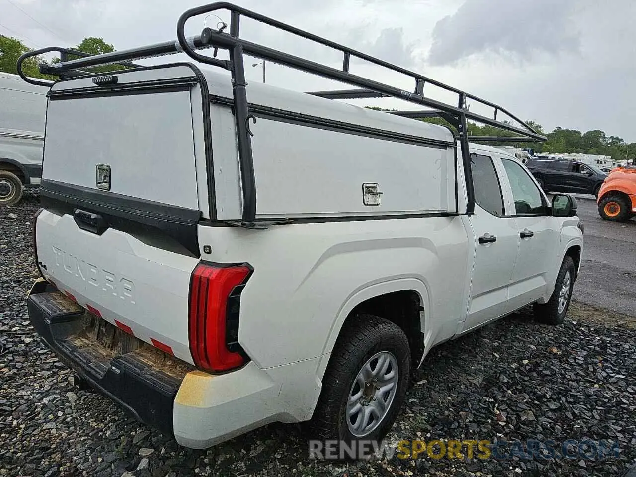 3 fotografías del automóvil dañado 5TFKB5DA0PX099732 TOYOTA TUNDRA 2023