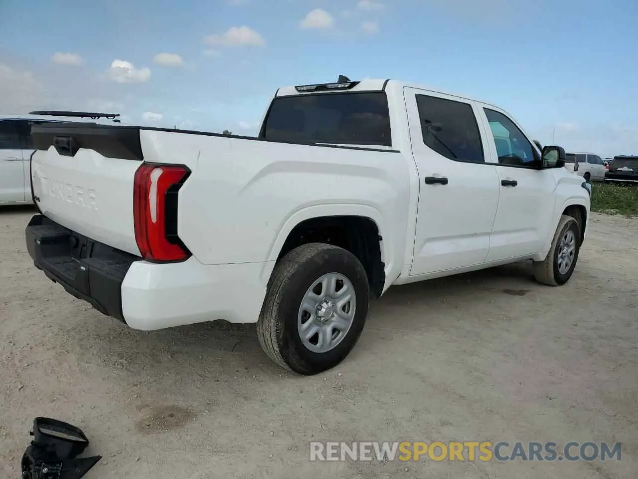 3 fotografías del automóvil dañado 5TFKB5DB4PX107565 TOYOTA TUNDRA 2023
