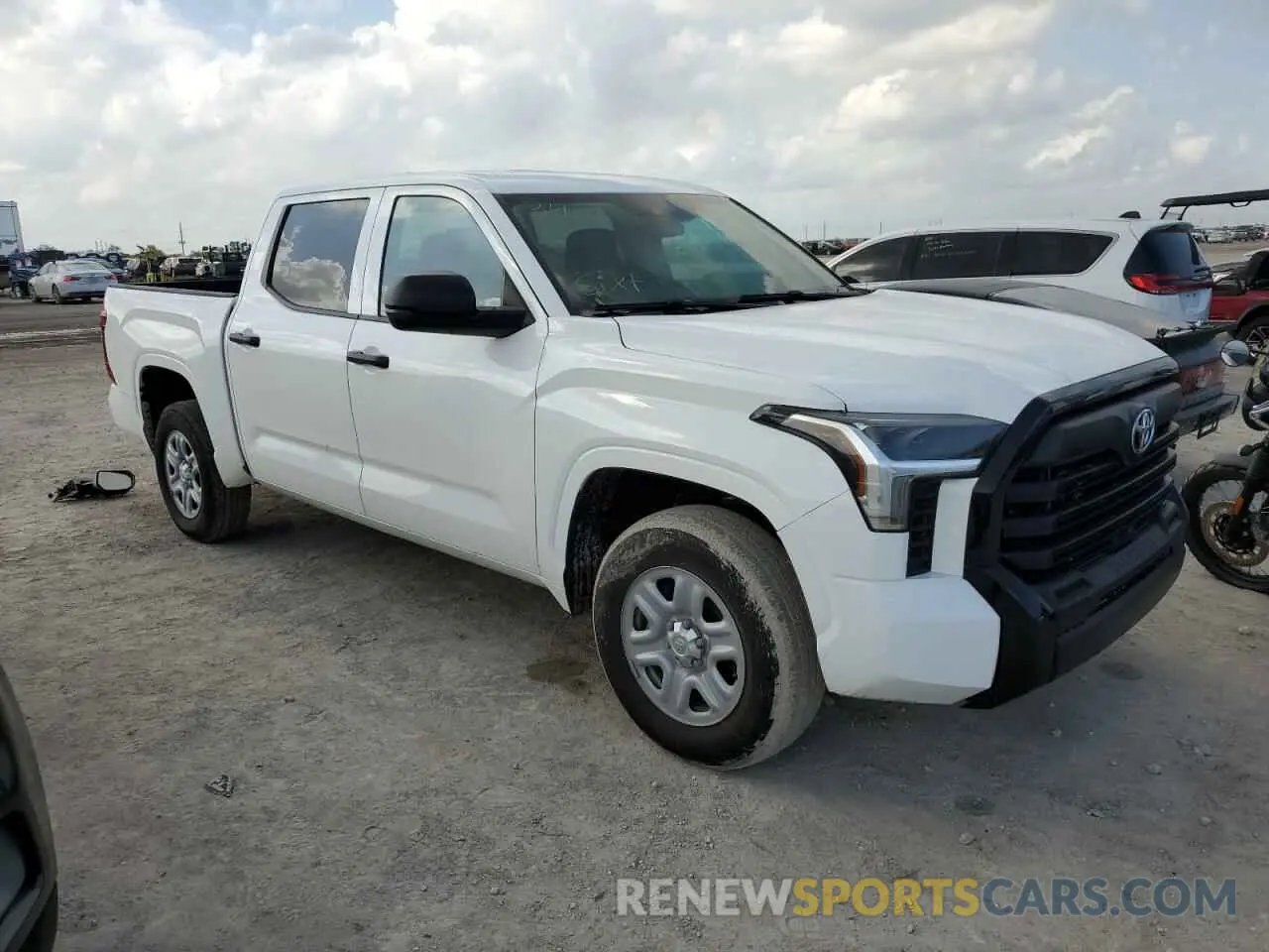 4 fotografías del automóvil dañado 5TFKB5DB4PX107565 TOYOTA TUNDRA 2023