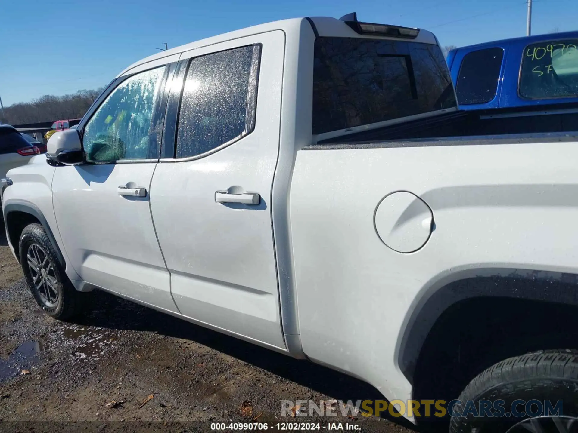 14 fotografías del automóvil dañado 5TFLA5AA6PX022214 TOYOTA TUNDRA 2023