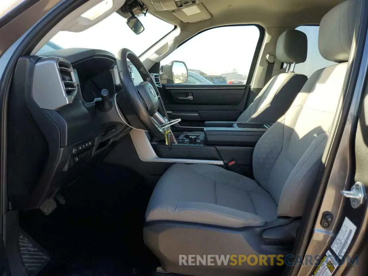 7 fotografías del automóvil dañado 5TFLA5AA6PX026179 TOYOTA TUNDRA 2023