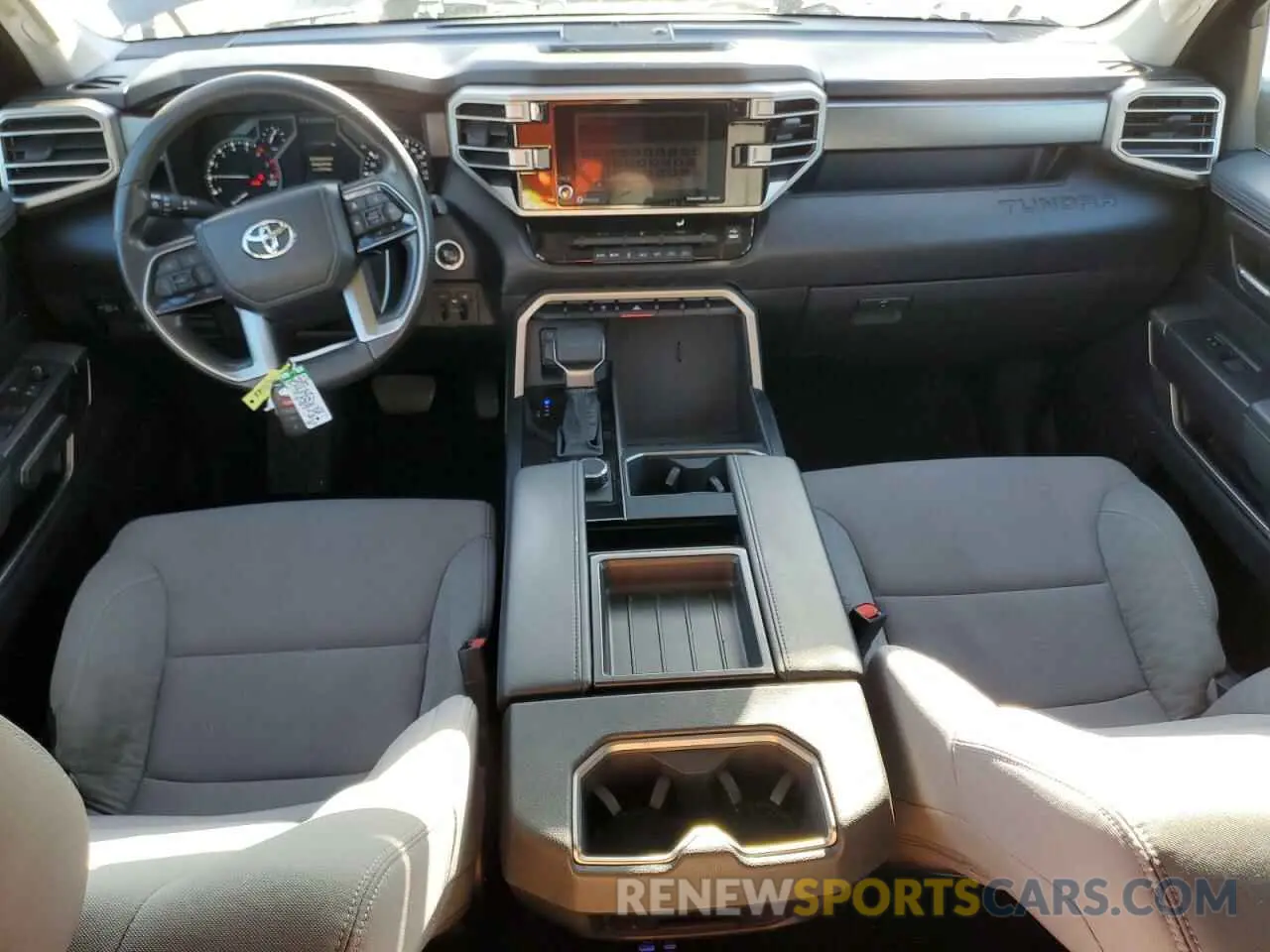 8 fotografías del automóvil dañado 5TFLA5AA6PX026179 TOYOTA TUNDRA 2023