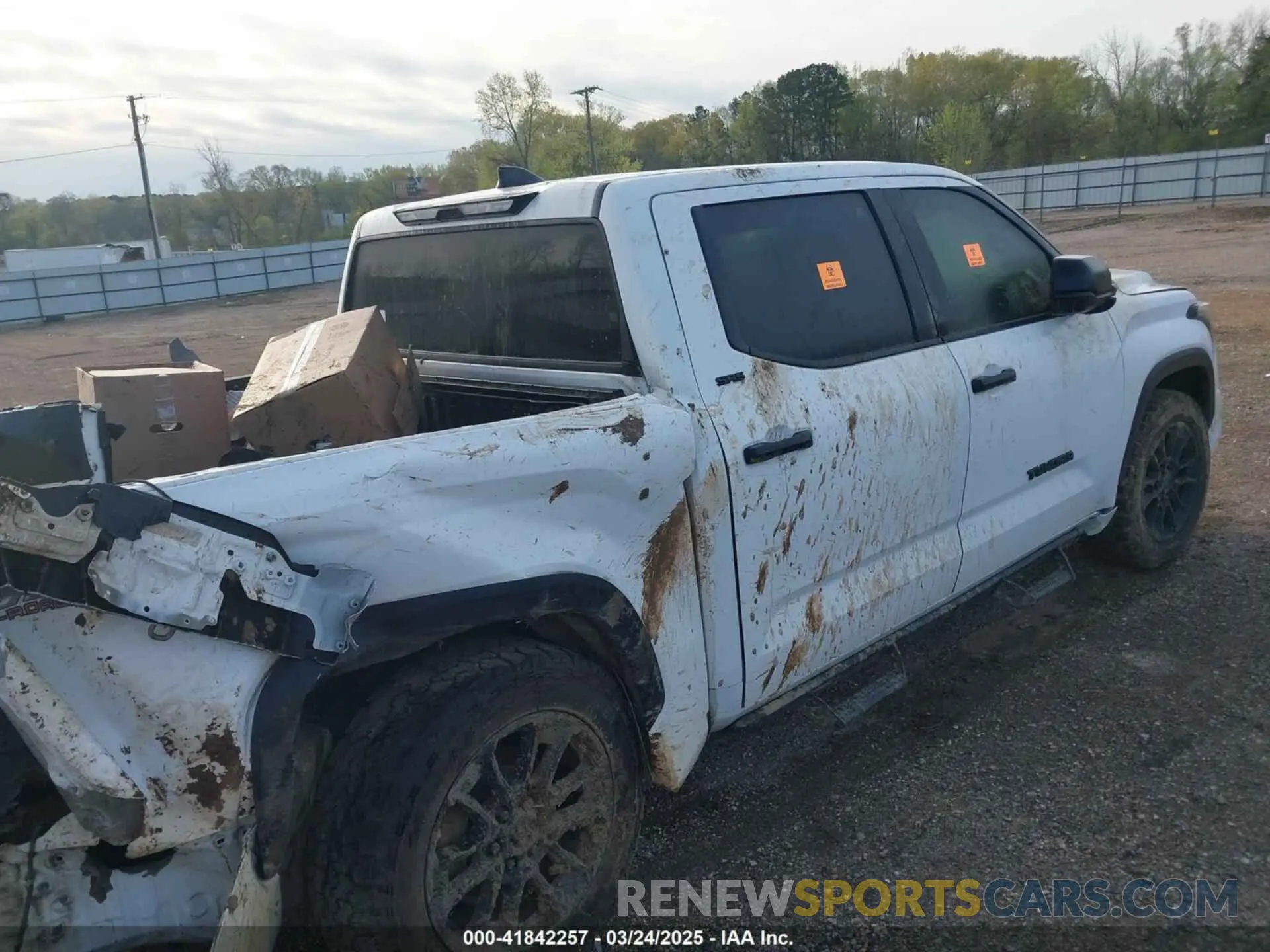 13 fotografías del automóvil dañado 5TFLA5AB1PX023358 TOYOTA TUNDRA 2023