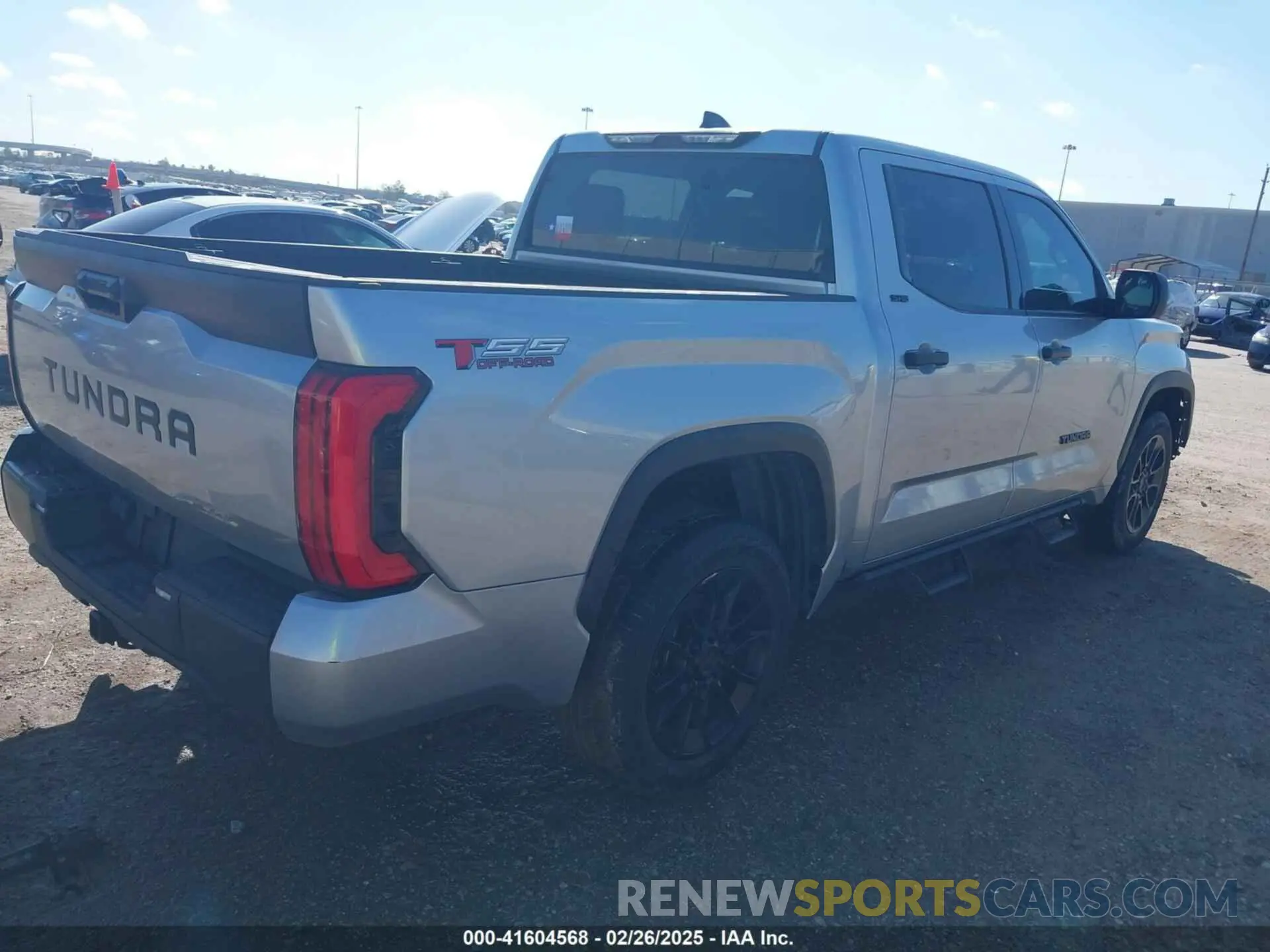 4 fotografías del automóvil dañado 5TFLA5AB5PX027381 TOYOTA TUNDRA 2023
