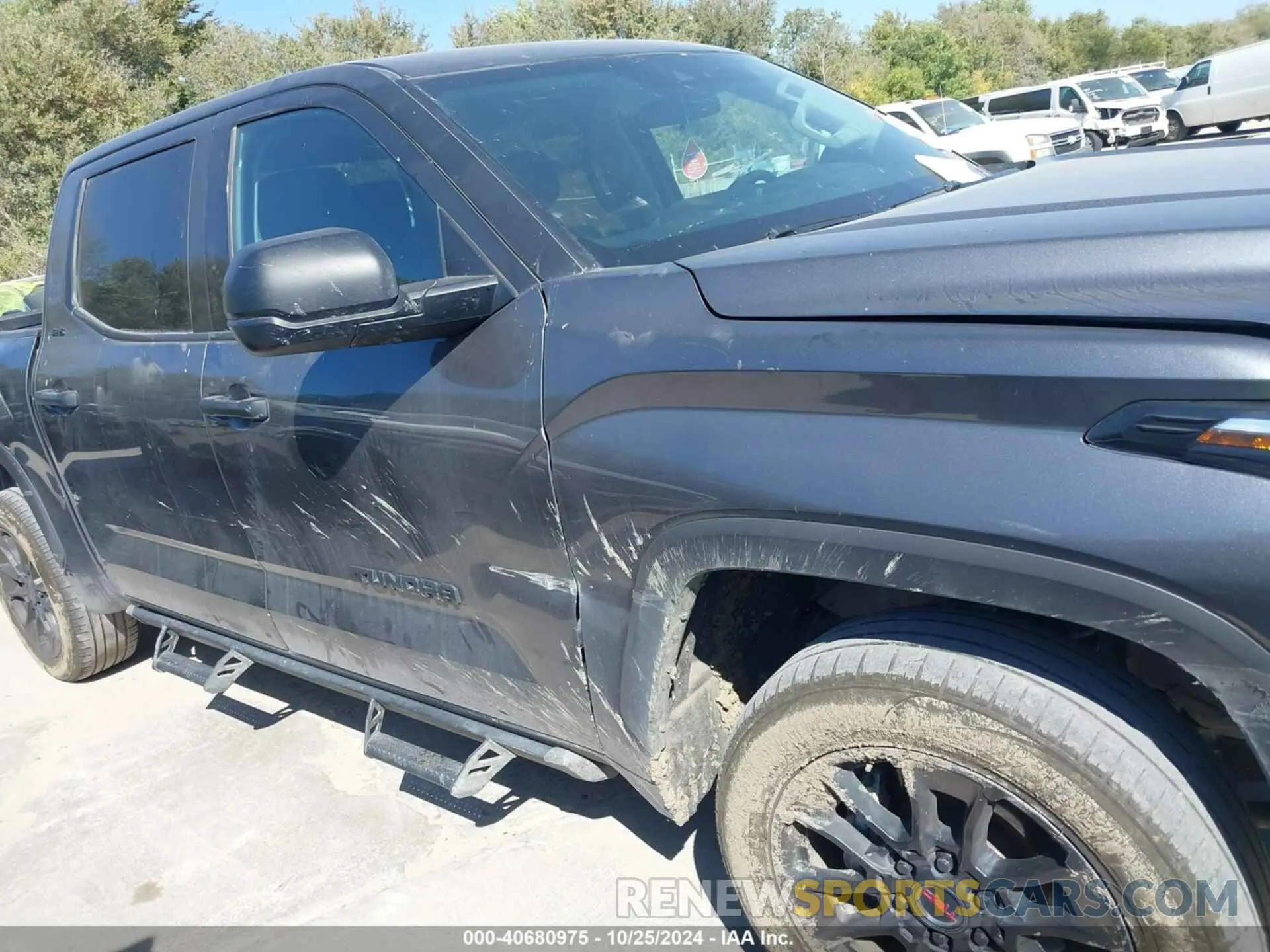 13 fotografías del automóvil dañado 5TFLA5AB6PX027373 TOYOTA TUNDRA 2023