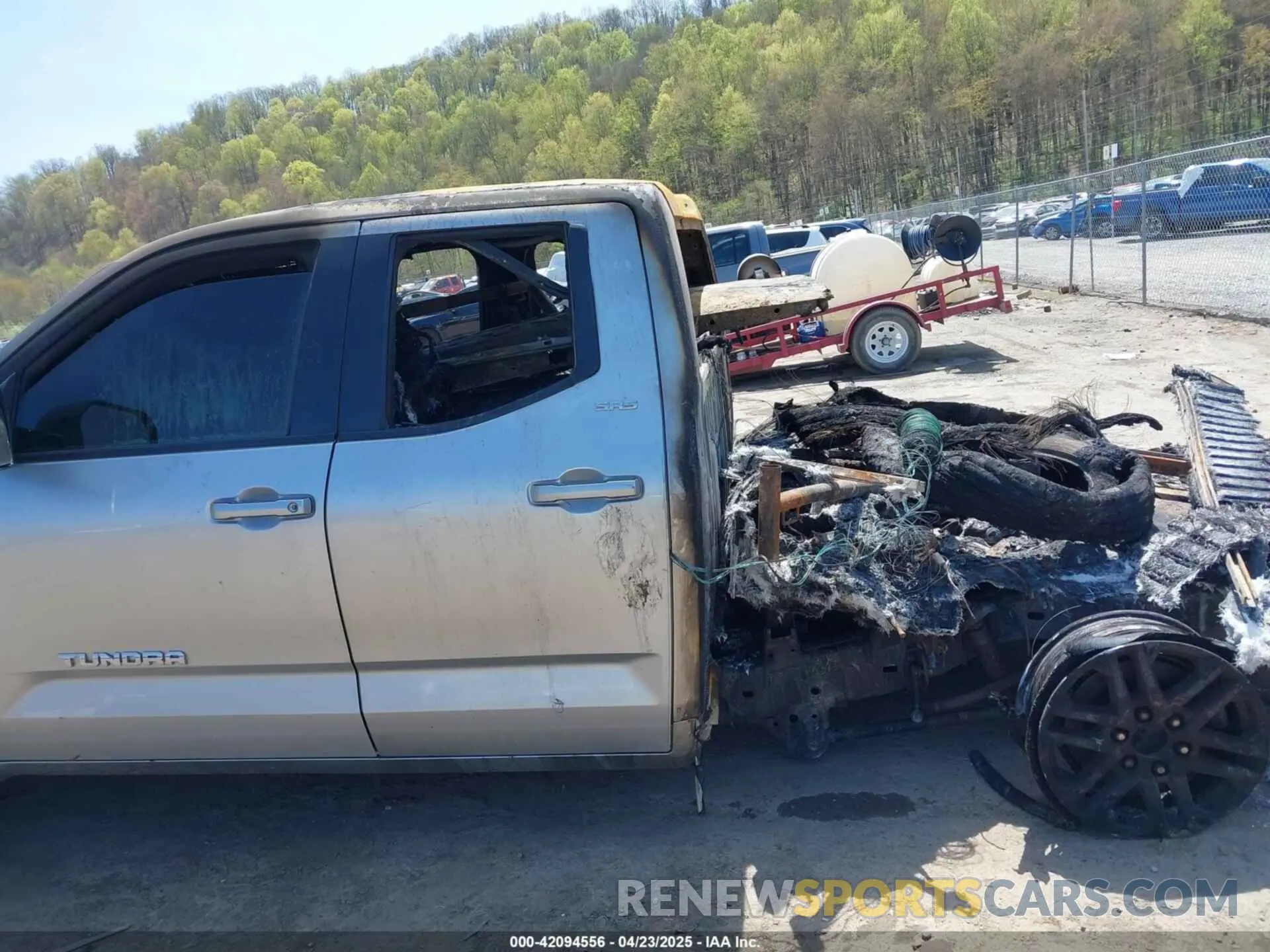 6 fotografías del automóvil dañado 5TFLA5DA0PX085644 TOYOTA TUNDRA 2023
