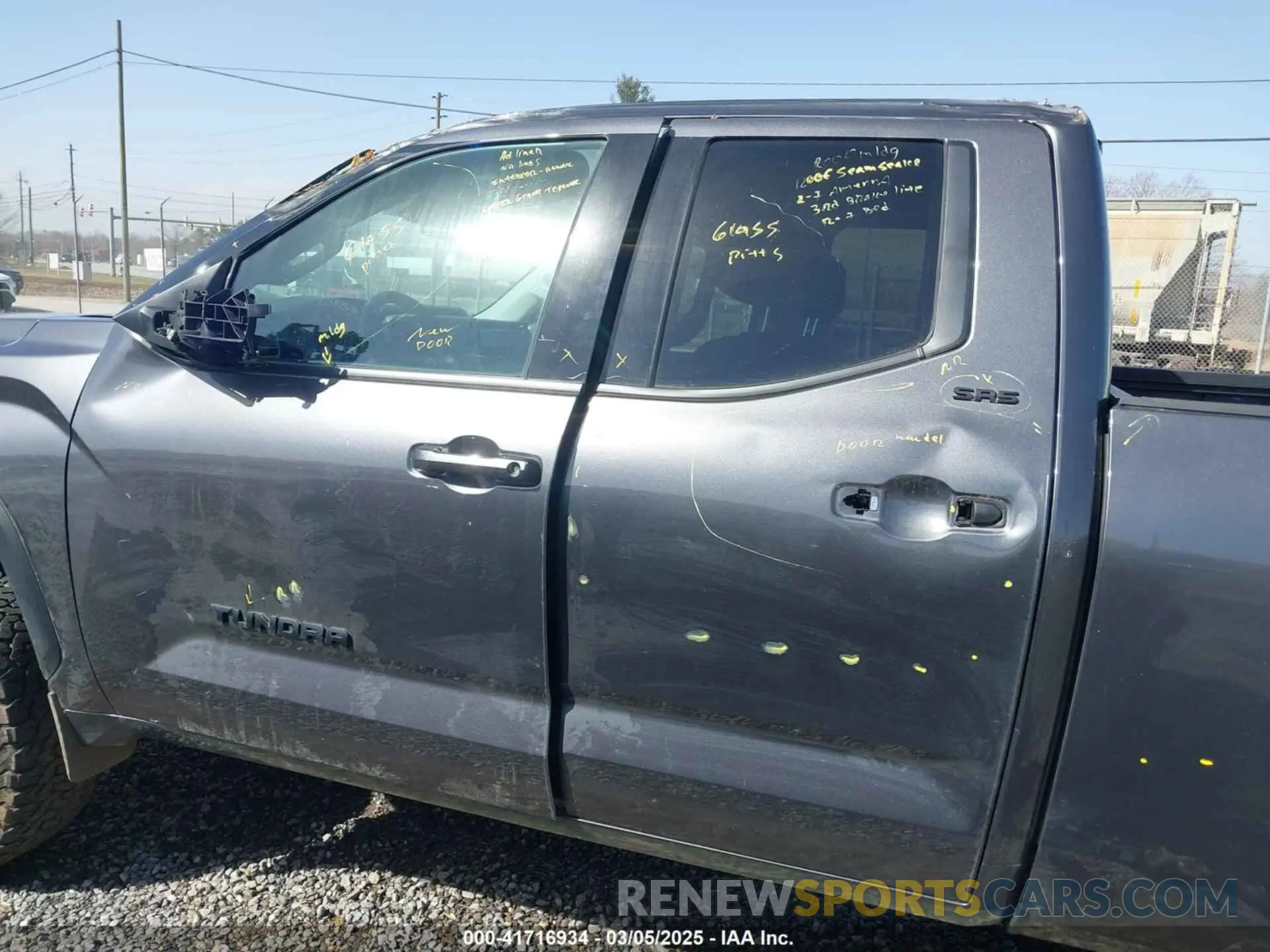 15 fotografías del automóvil dañado 5TFLA5DA6PX092386 TOYOTA TUNDRA 2023