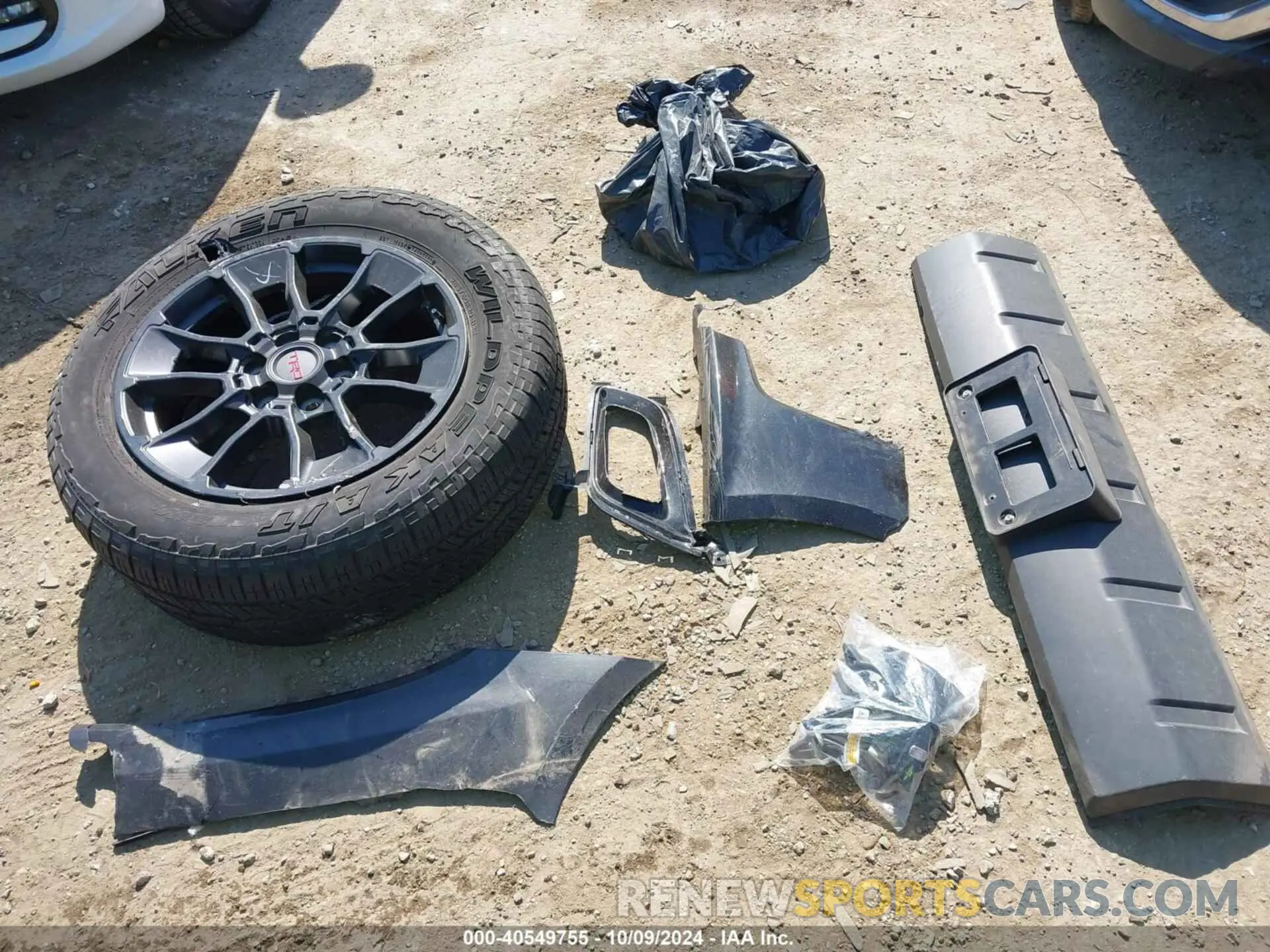12 fotografías del automóvil dañado 5TFLA5DA8PX077338 TOYOTA TUNDRA 2023