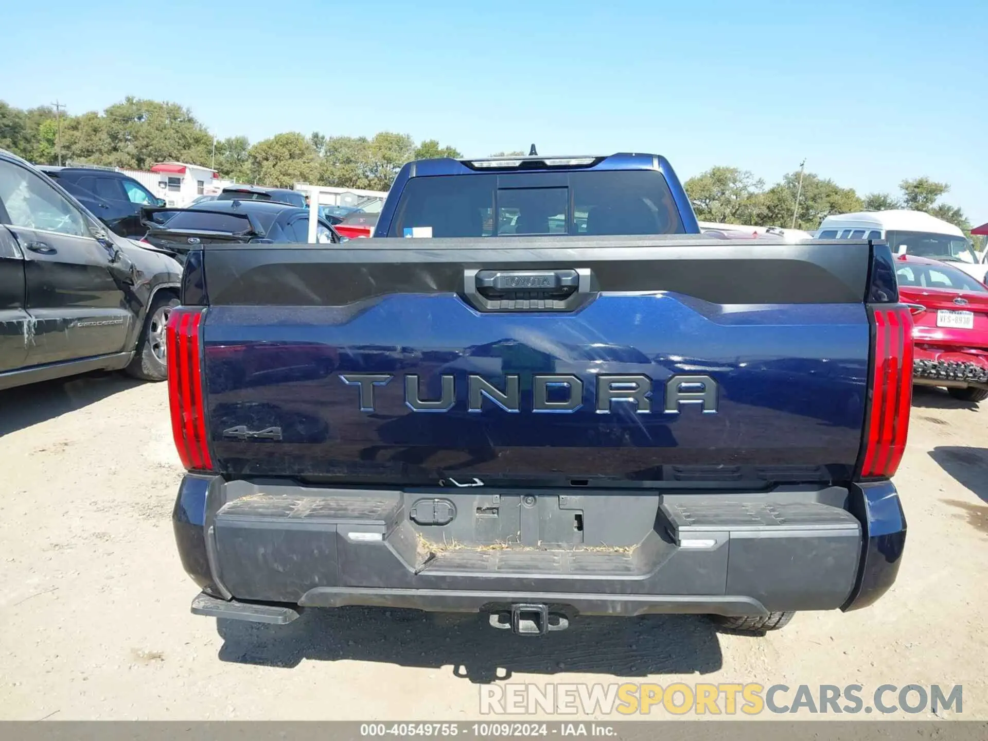 17 fotografías del automóvil dañado 5TFLA5DA8PX077338 TOYOTA TUNDRA 2023