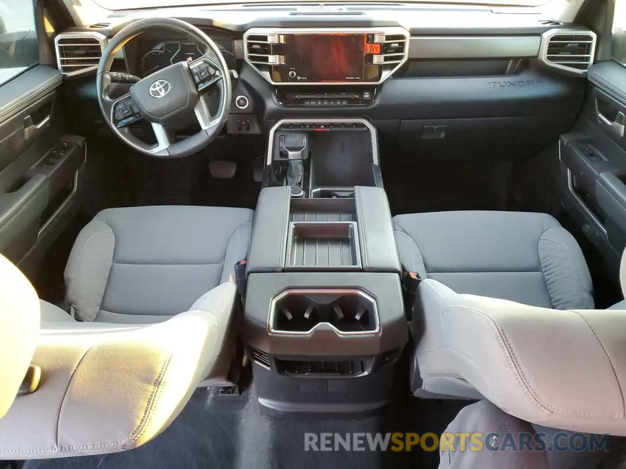 8 fotografías del automóvil dañado 5TFLA5DB5PX075376 TOYOTA TUNDRA 2023