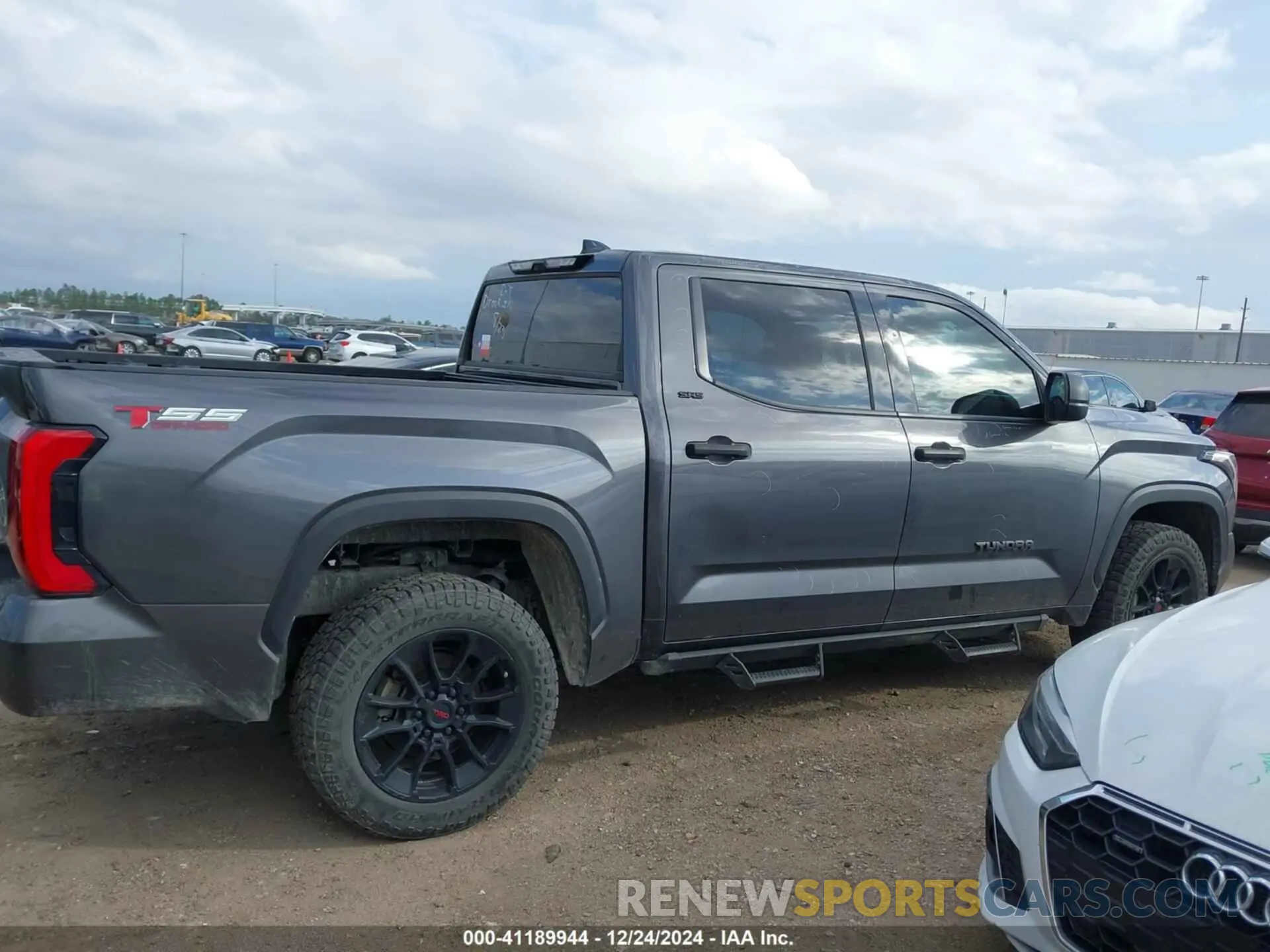 13 fotografías del automóvil dañado 5TFLA5DB5PX080187 TOYOTA TUNDRA 2023