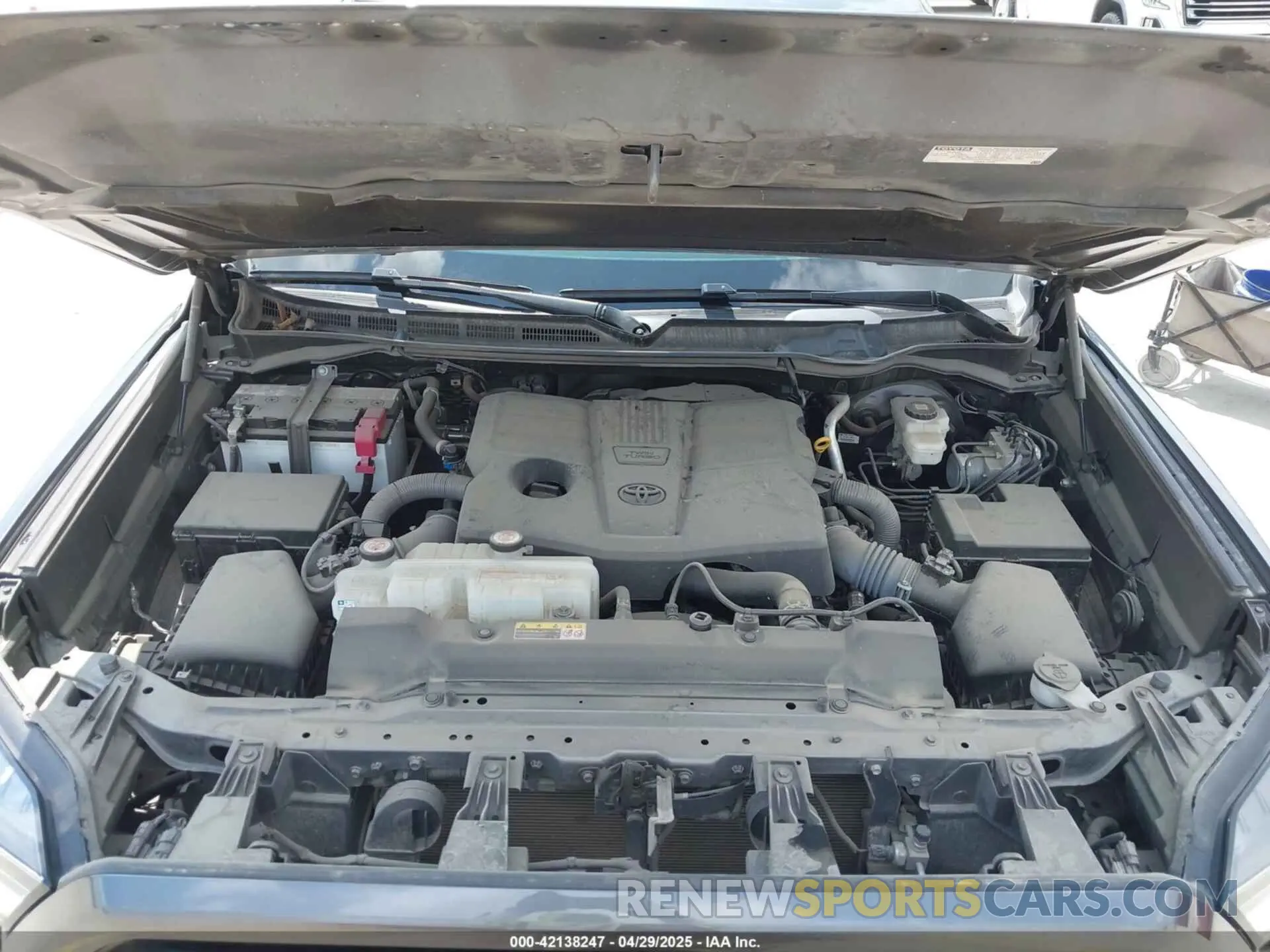 10 fotografías del automóvil dañado 5TFLA5DB6PX106327 TOYOTA TUNDRA 2023