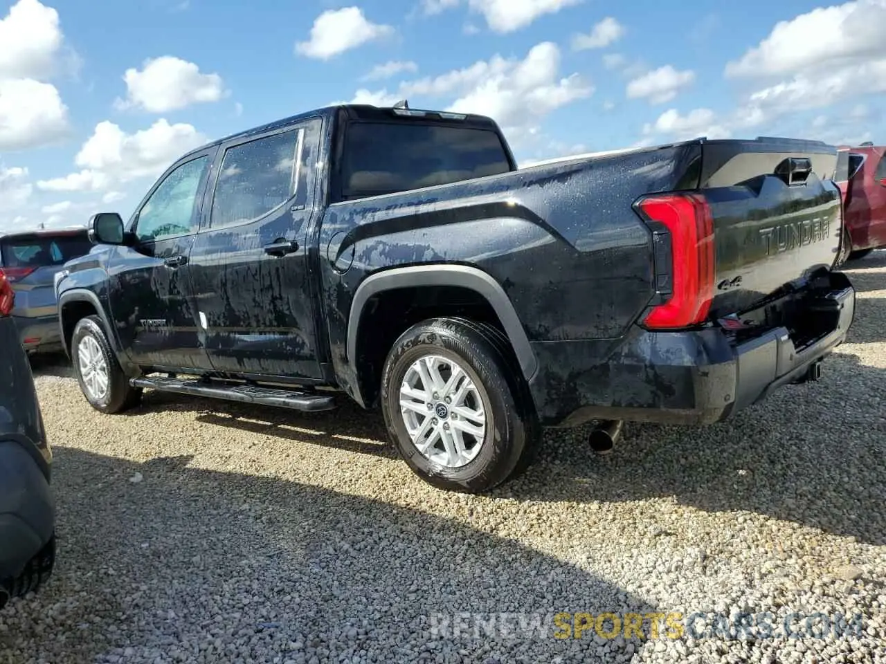 2 fotografías del automóvil dañado 5TFLA5DB7PX066324 TOYOTA TUNDRA 2023