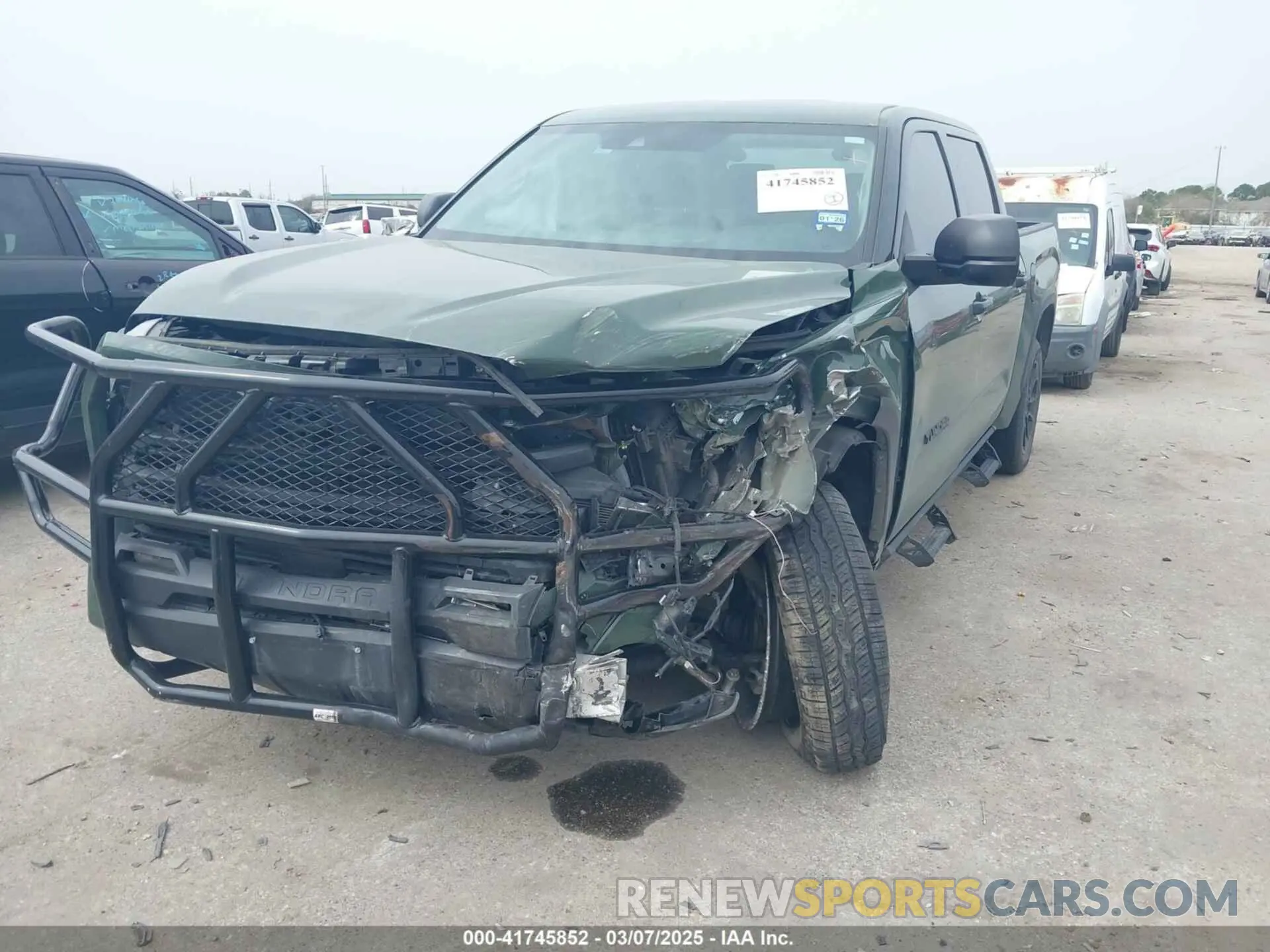 2 fotografías del automóvil dañado 5TFLA5DB9PX077406 TOYOTA TUNDRA 2023