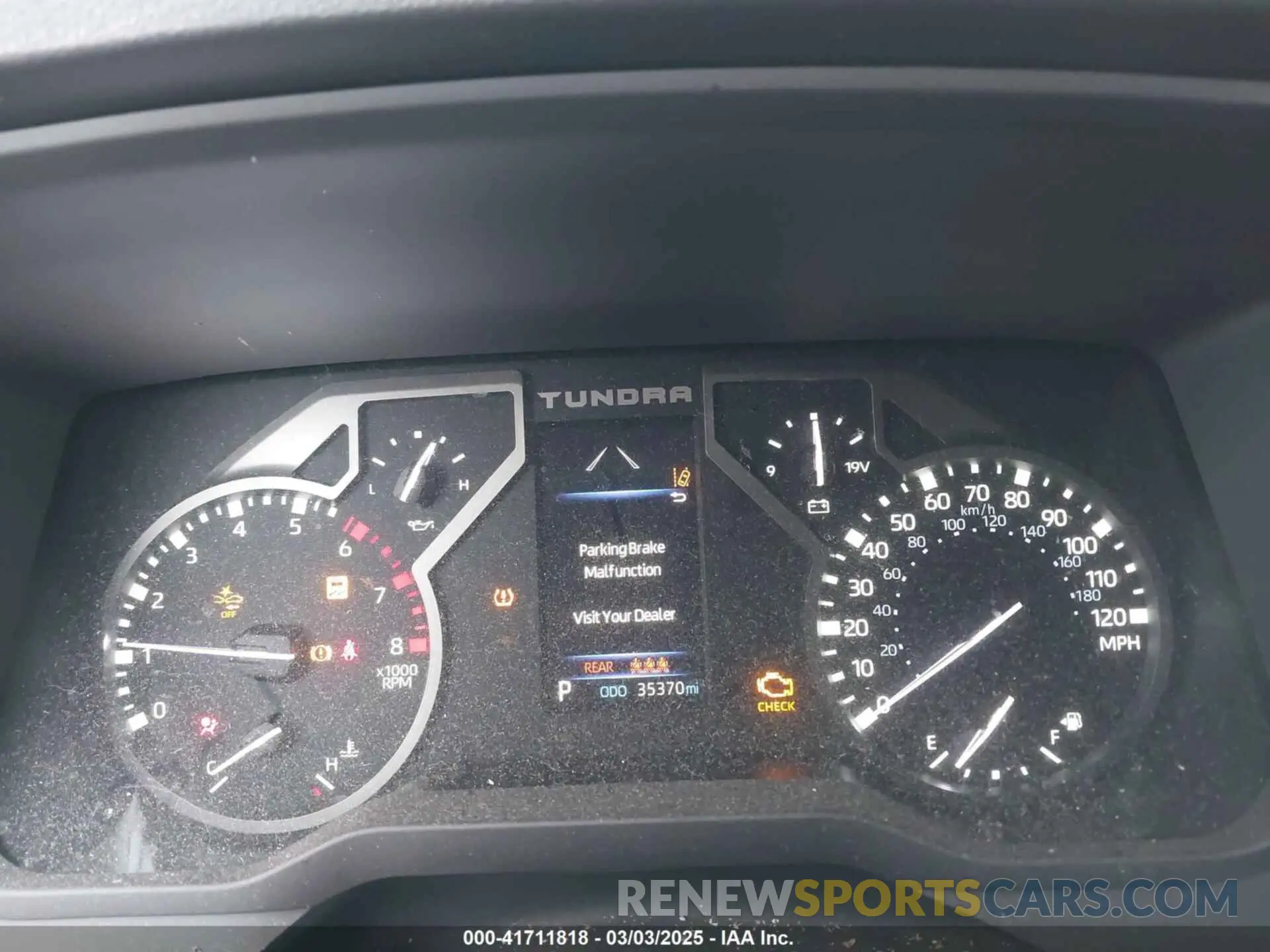 15 fotografías del automóvil dañado 5TFLA5DB9PX080225 TOYOTA TUNDRA 2023