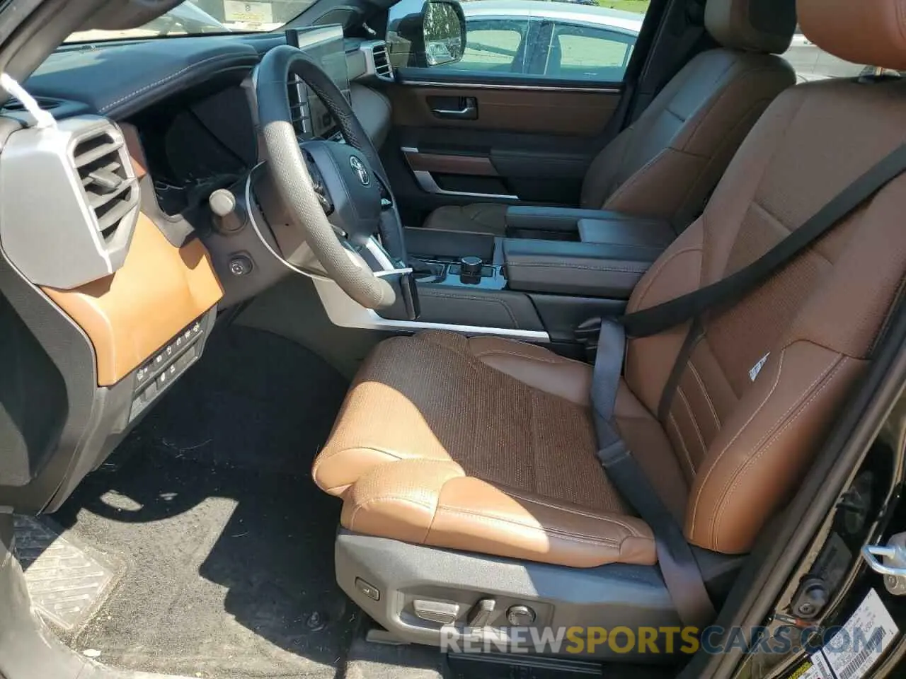 7 fotografías del automóvil dañado 5TFMA5AB3PX020658 TOYOTA TUNDRA 2023