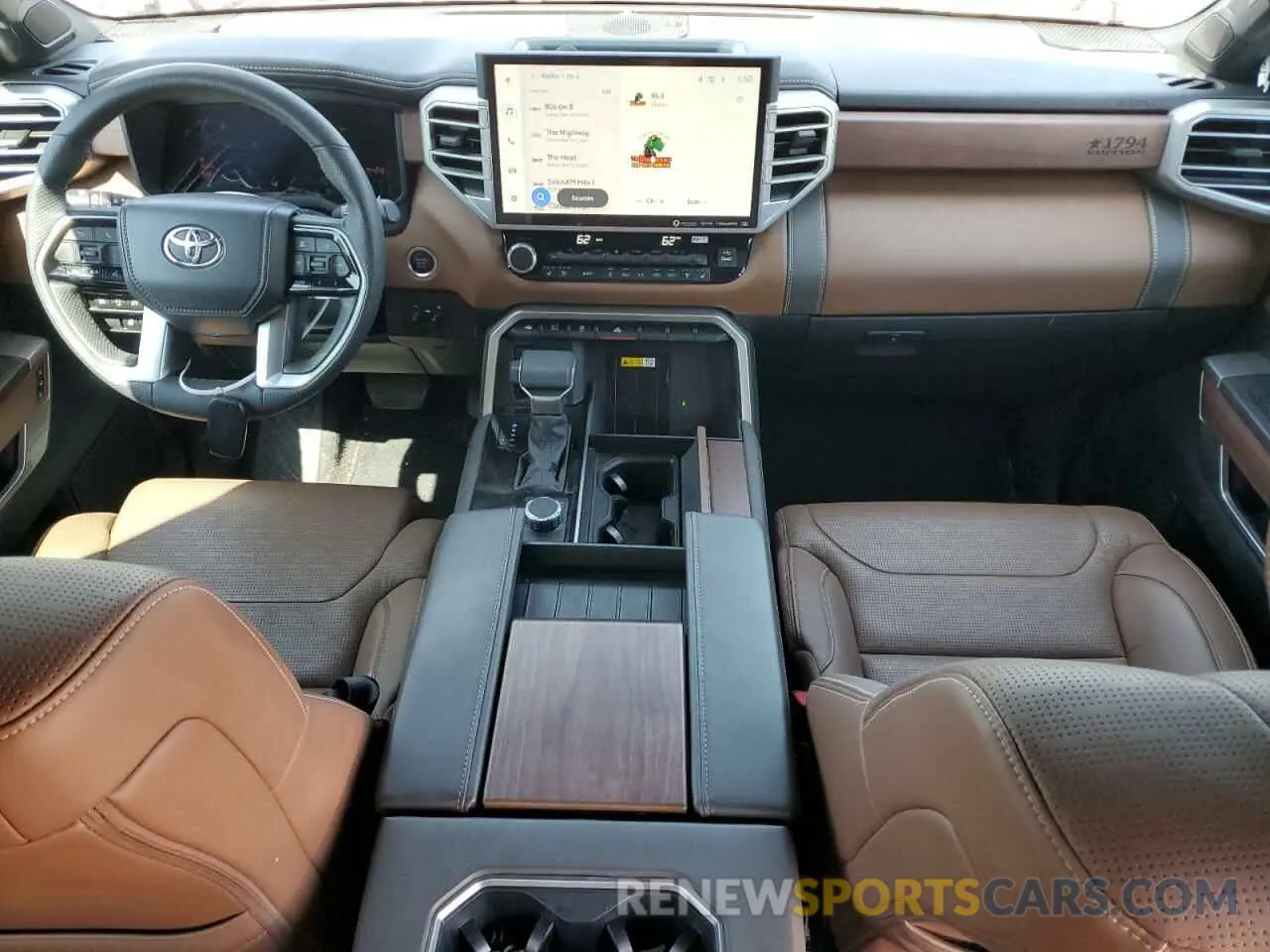 8 fotografías del automóvil dañado 5TFMA5AB3PX020658 TOYOTA TUNDRA 2023