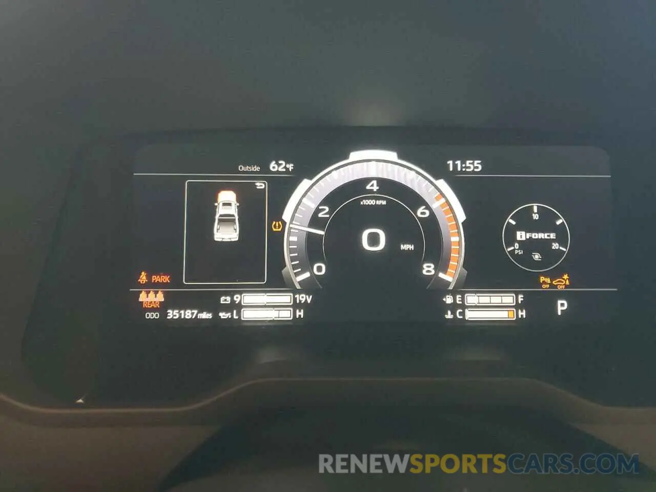 9 fotografías del automóvil dañado 5TFMA5DB5PX061319 TOYOTA TUNDRA 2023