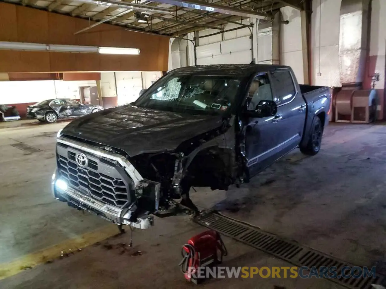 1 fotografías del automóvil dañado 5TFMA5DB6PX117400 TOYOTA TUNDRA 2023