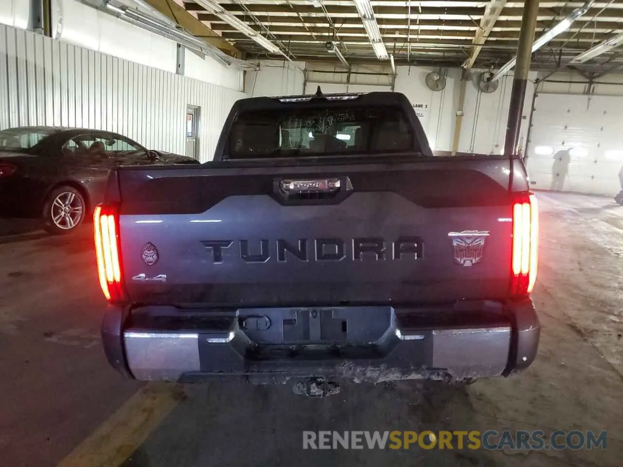 6 fotografías del automóvil dañado 5TFMA5DB6PX117400 TOYOTA TUNDRA 2023