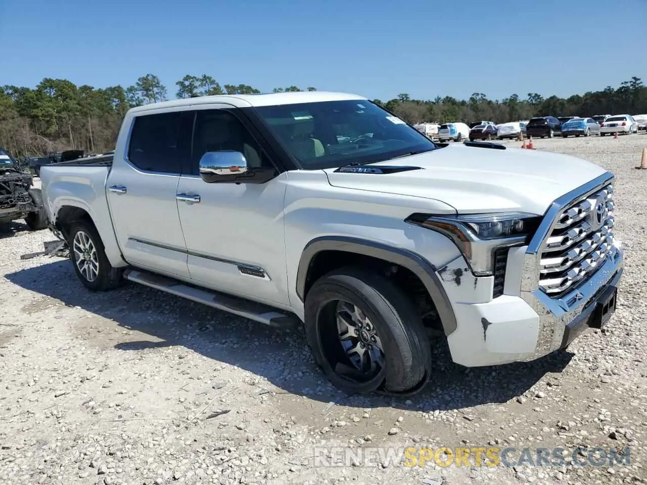 4 fotografías del automóvil dañado 5TFMC5AB9PX002272 TOYOTA TUNDRA 2023