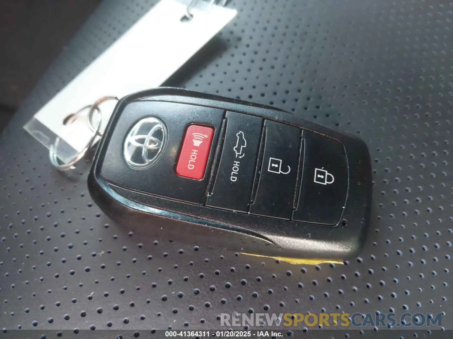 11 fotografías del automóvil dañado 5TFNA5DB4PX064765 TOYOTA TUNDRA 2023