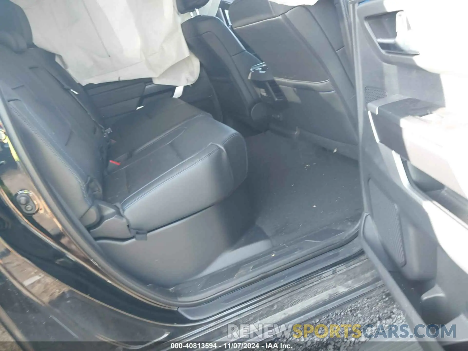 8 fotografías del automóvil dañado 5TFNA5DBXPX117873 TOYOTA TUNDRA 2023