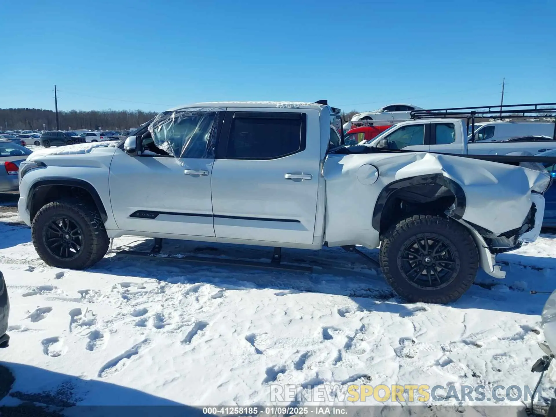 13 fotografías del automóvil dañado 5TFNA5EC4PX017579 TOYOTA TUNDRA 2023