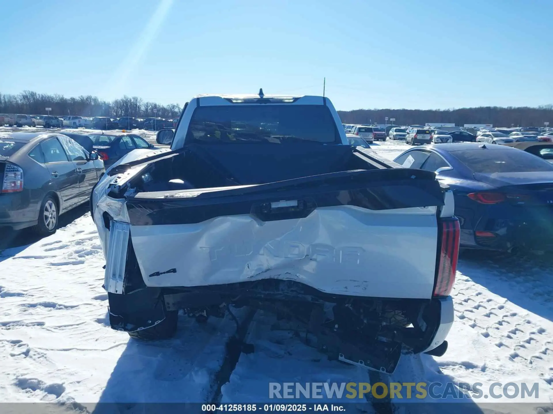 15 fotografías del automóvil dañado 5TFNA5EC4PX017579 TOYOTA TUNDRA 2023
