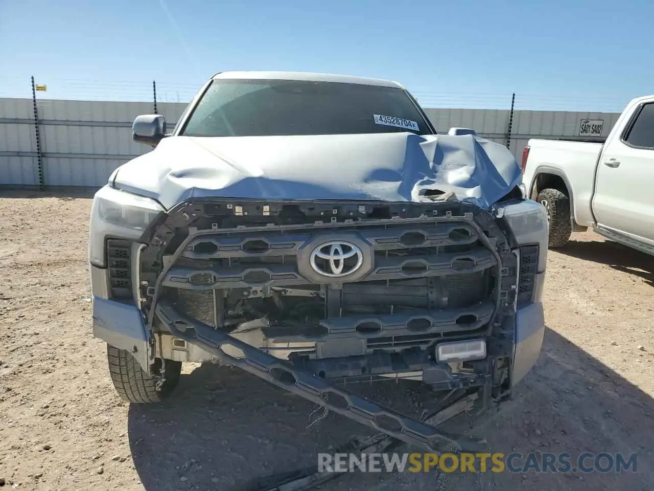 5 fotografías del automóvil dañado 5TFNA5EC6PX011699 TOYOTA TUNDRA 2023