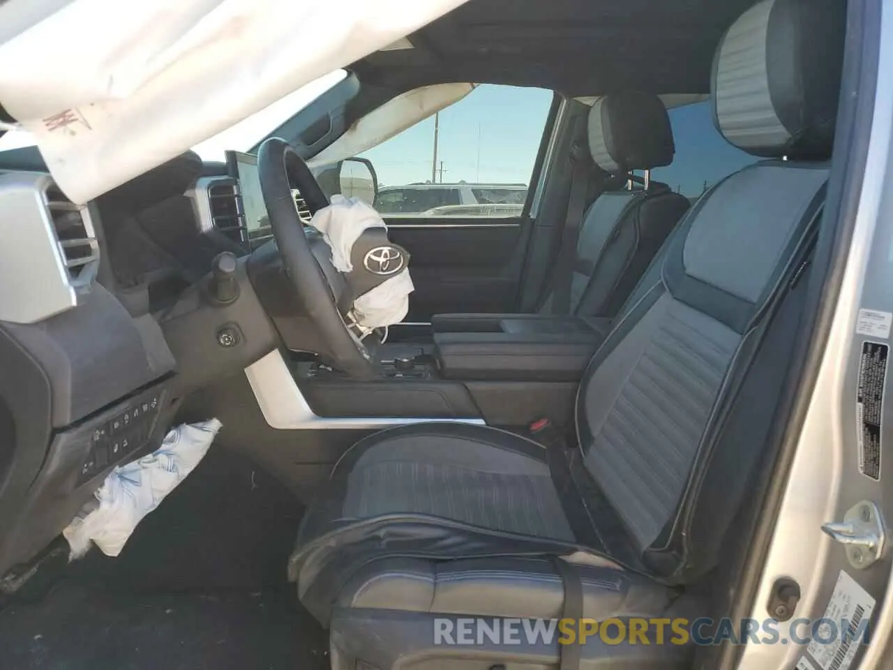 7 fotografías del automóvil dañado 5TFNA5EC6PX011699 TOYOTA TUNDRA 2023