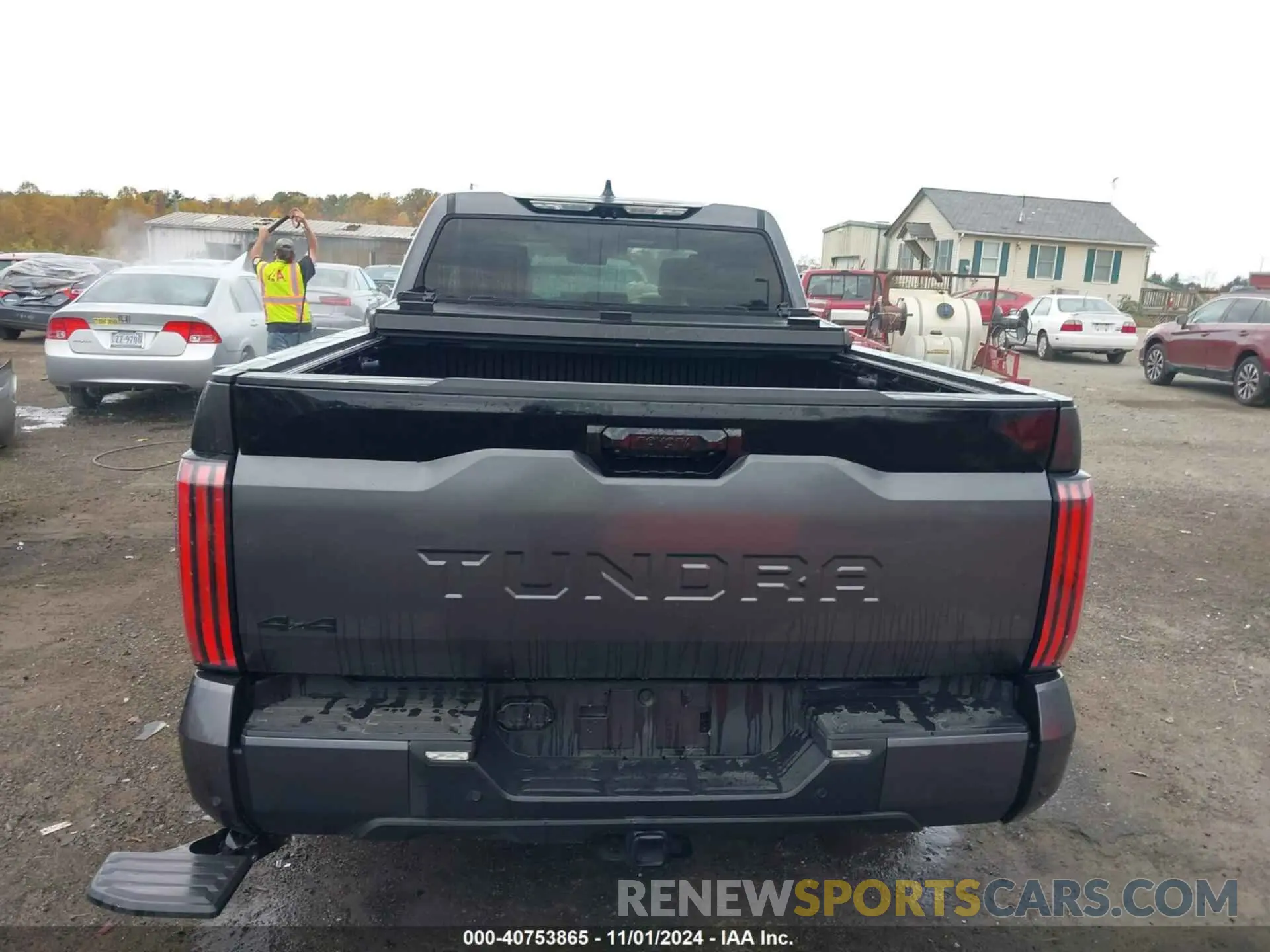 17 fotografías del automóvil dañado 5TFNA5ECXPX012516 TOYOTA TUNDRA 2023
