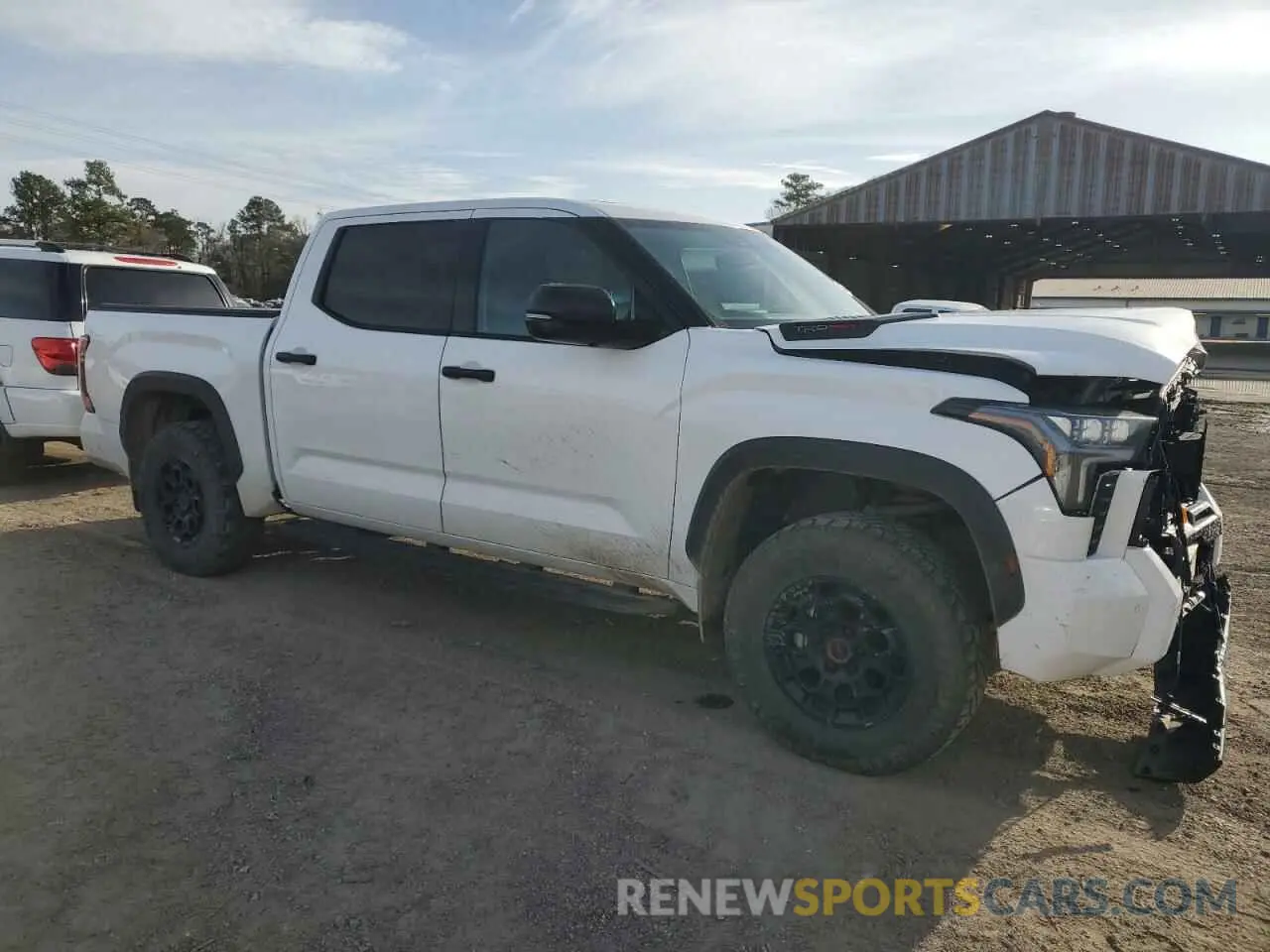4 fotografías del automóvil dañado 5TFPC5DB5PX028778 TOYOTA TUNDRA 2023