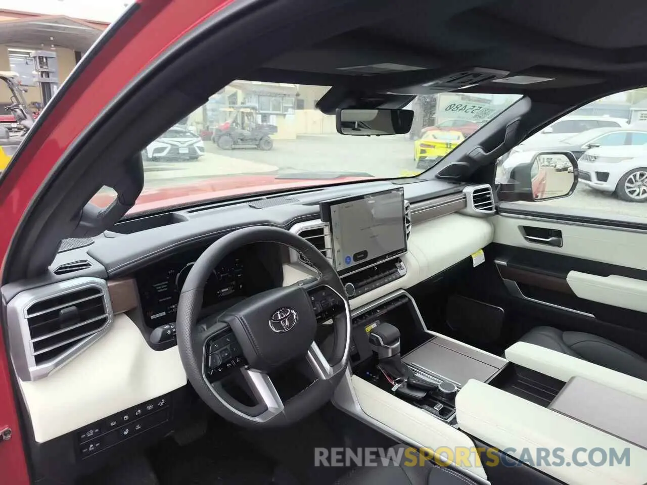 8 fotografías del automóvil dañado 5TFVC5DB3PX030312 TOYOTA TUNDRA 2023