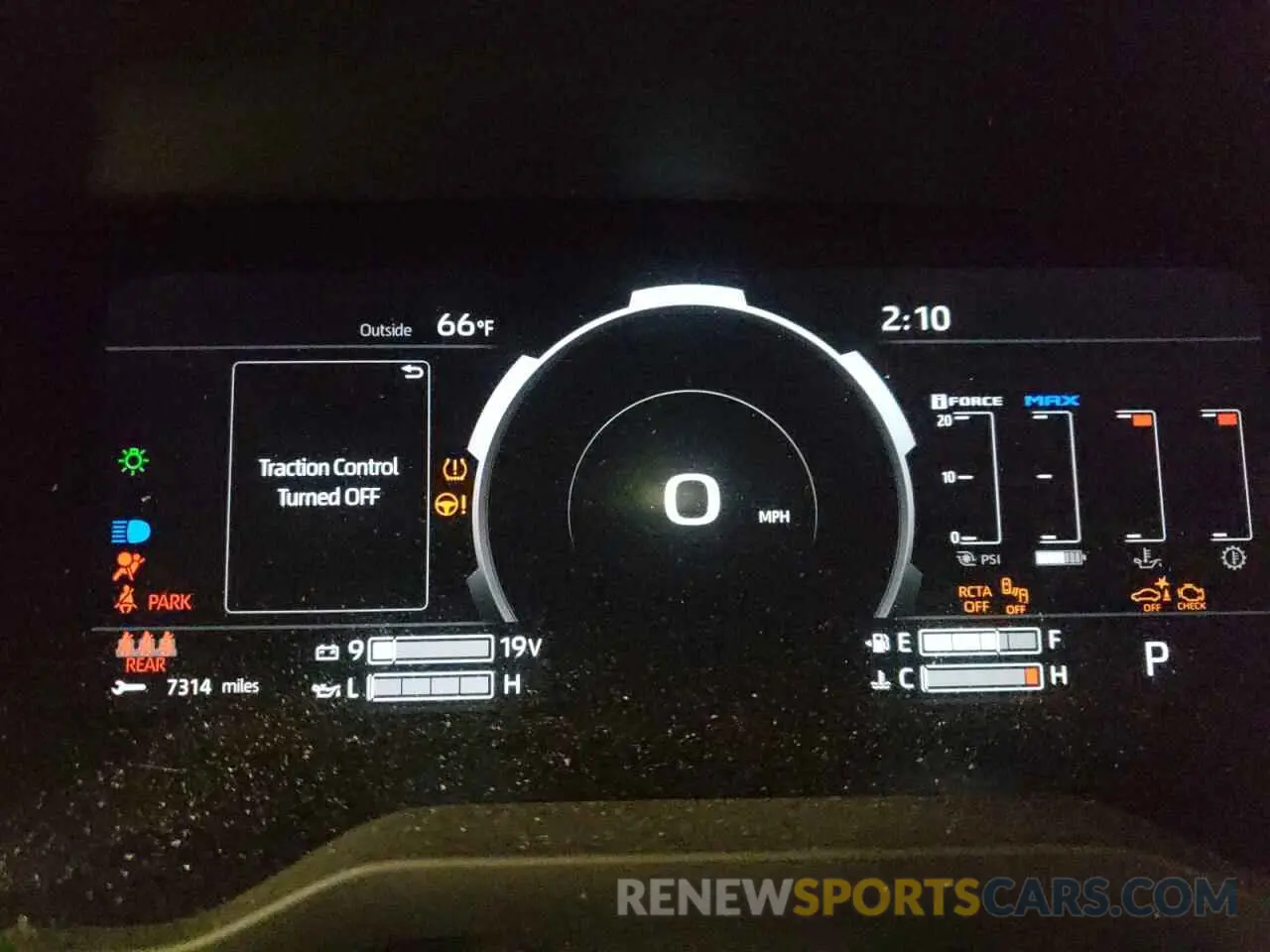 9 fotografías del automóvil dañado 5TFVC5DB5PX023944 TOYOTA TUNDRA 2023